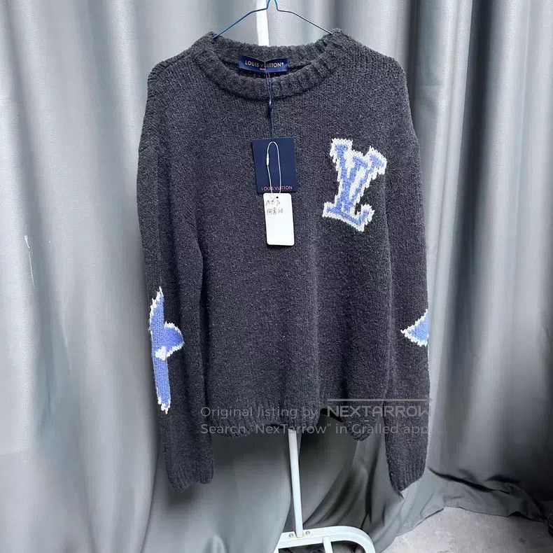 Louis Vuitton Louis Vuitton FW24 solid monogrammed sweater Size US M / EU 48-50 / 2 - 1 Thumbnail