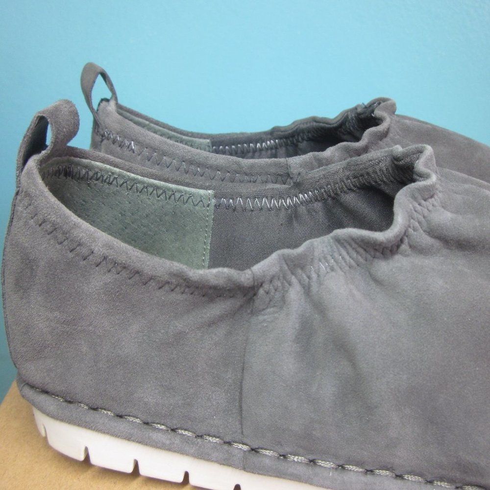 Danier Kelsi Dagger "Royce" Slip On Suede 39 Size 8.5 New in Box Size US 8.5 / IT 38.5 - 1 Thumbnail