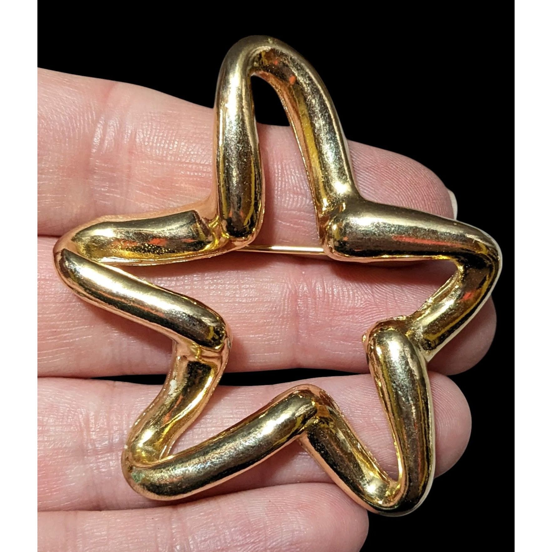 Other Vintage 60s Gold Tone Stylized Open Star Brooch Size ONE SIZE - 2 Thumbnail