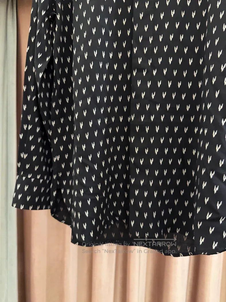 Saint Laurent Paris Saint Laurent Paris Black Lightning Silk Shirt Size XS / US 0-2 / IT 36-38 - 3 Thumbnail