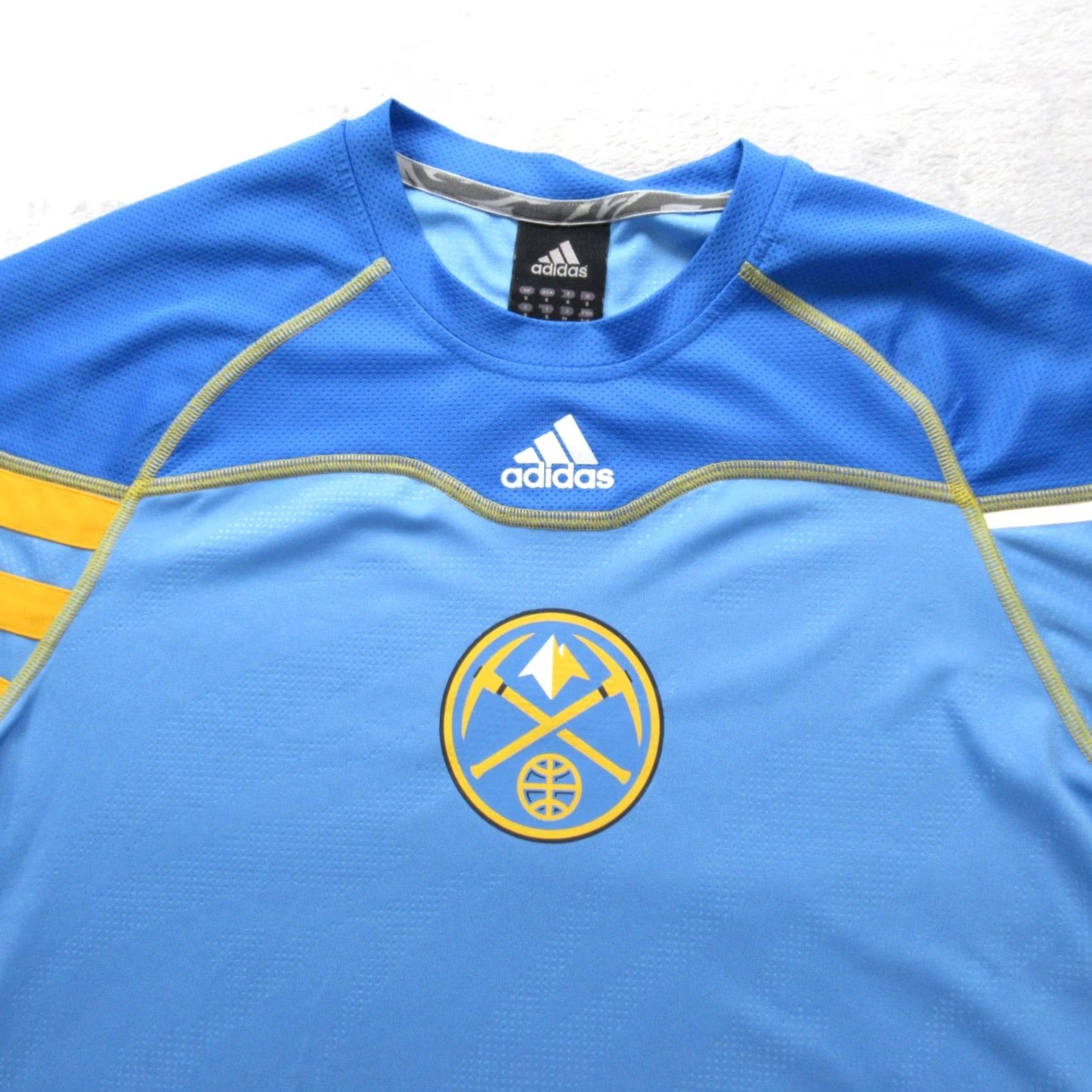Adidas Mens Denver Nuggets Adidas Blue Shirt Small Crew Neck Short Sleeve Pullover NBA Jersey Size US S / EU 44-46 / 1 - 4 Thumbnail