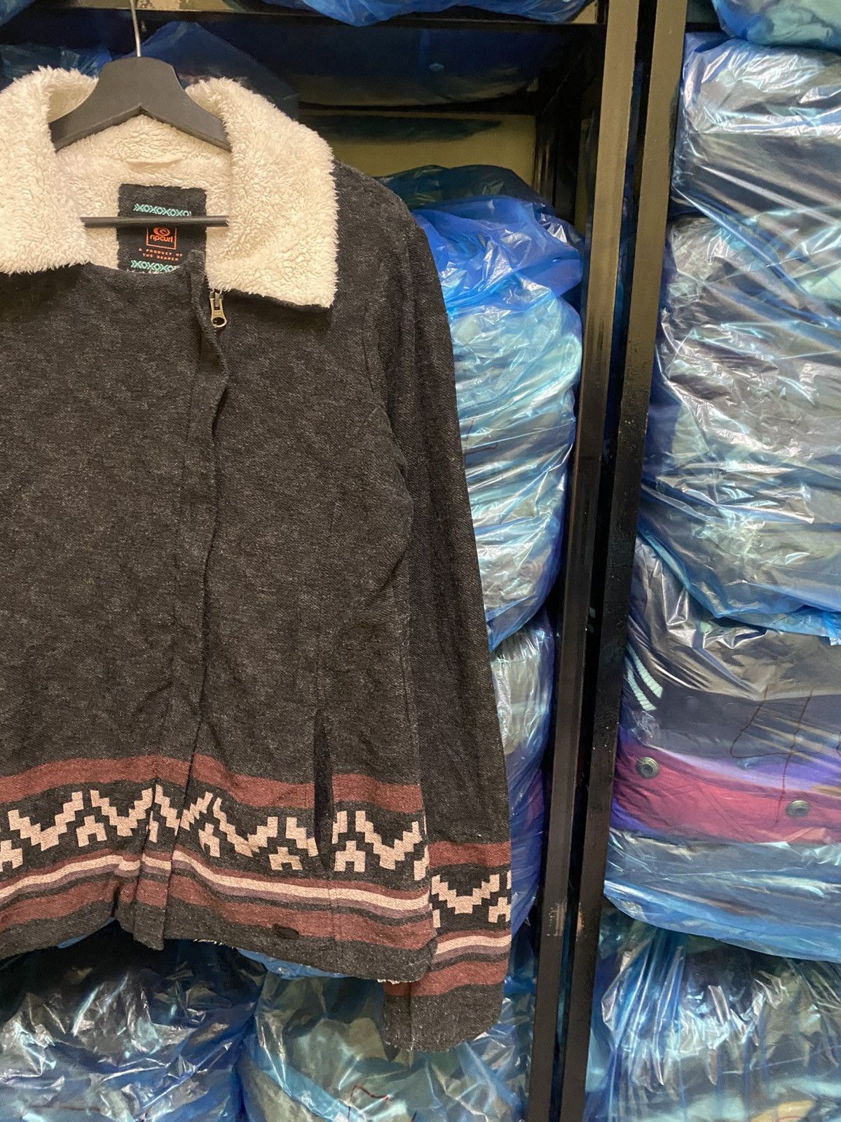 Rip Curl Vintage Rip Curl Sherpa Lined Ethnic Jacket Aztec Print Size M / US 6-8 / IT 42-44 - 6 Thumbnail
