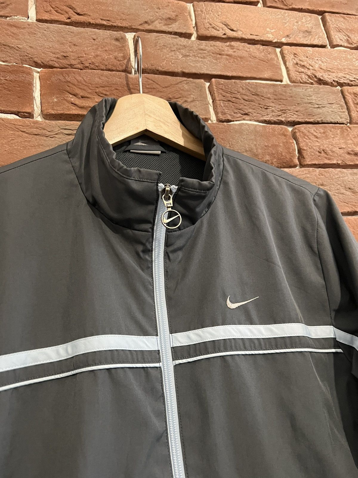Nike Vintage 00s y2k Nike Logo Windbreaker Jacket M Hype Street Size M / US 6-8 / IT 42-44 - 3 Thumbnail