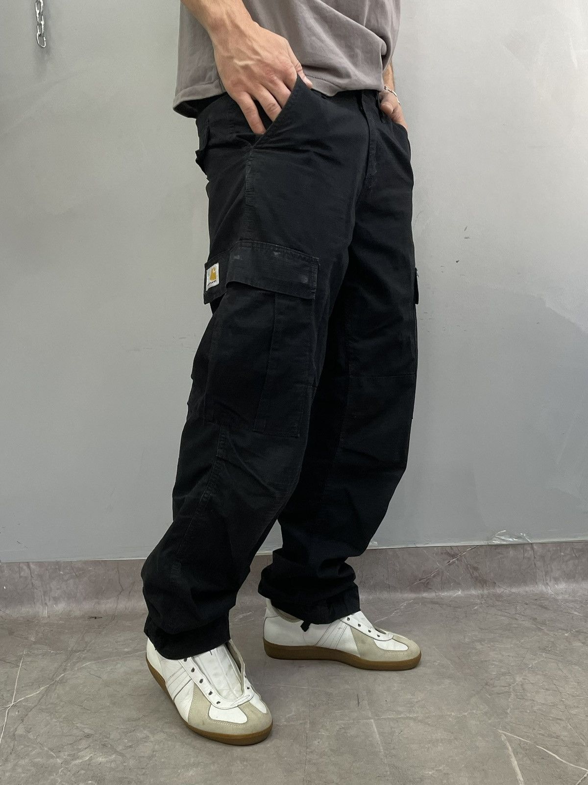 Carhartt Retro vintage sk8 y2k Carhartt regular cargo pants Size US 30 / EU 46 - 1 Thumbnail