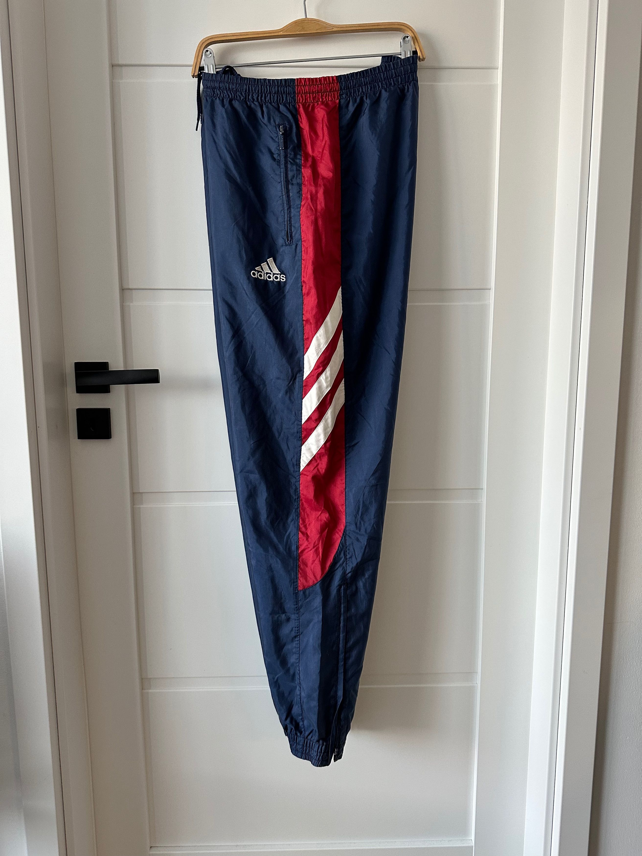 Adidas 90's ADIDAS Nylon athletic joggers pants navy Size US 33 - 6 Thumbnail