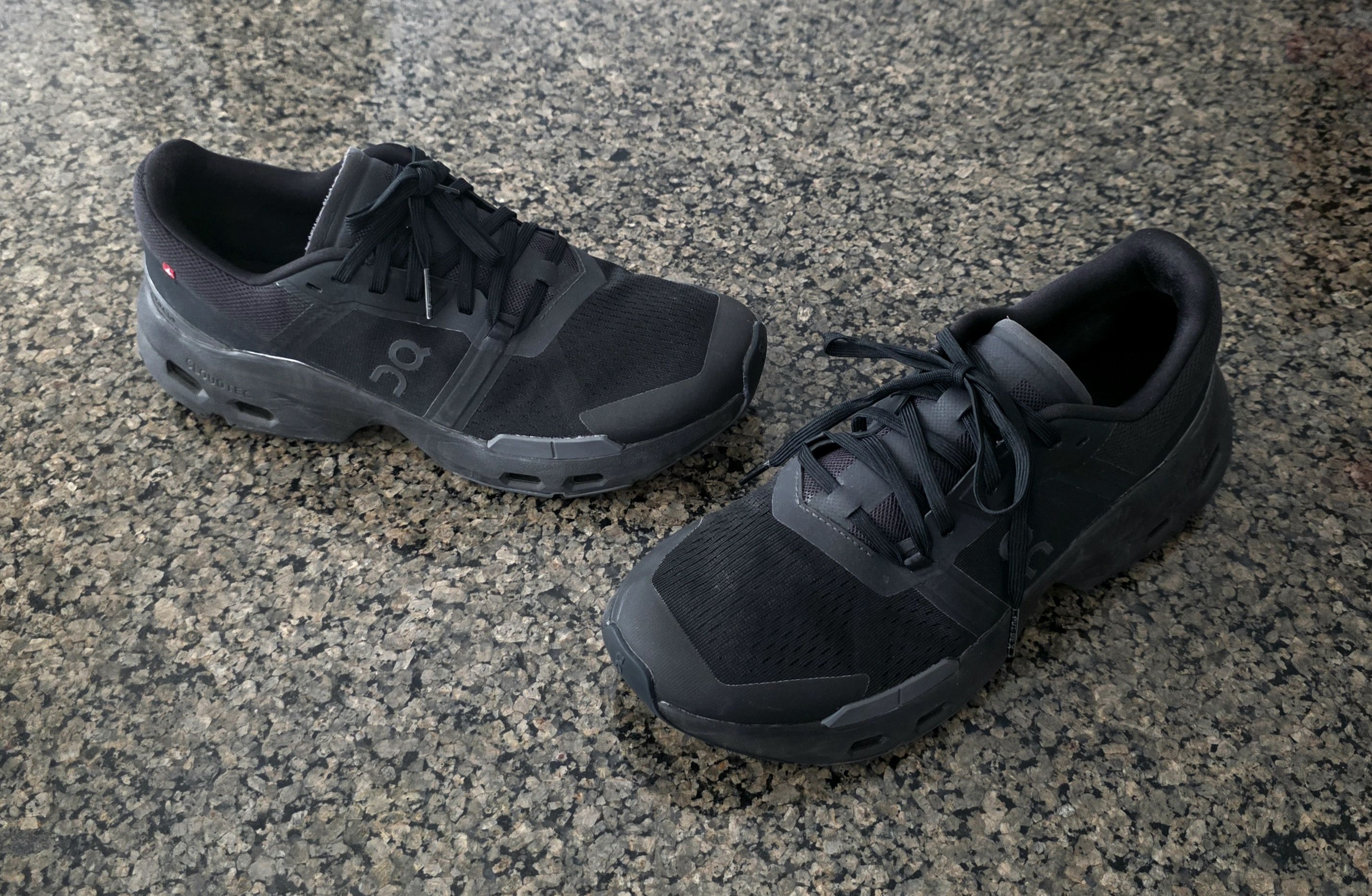 On On Cloud pulse Black Eclipse 3MD30060106 Speedboard Men 8.5 Size US 8.5 / EU 41-42 - 1 Thumbnail