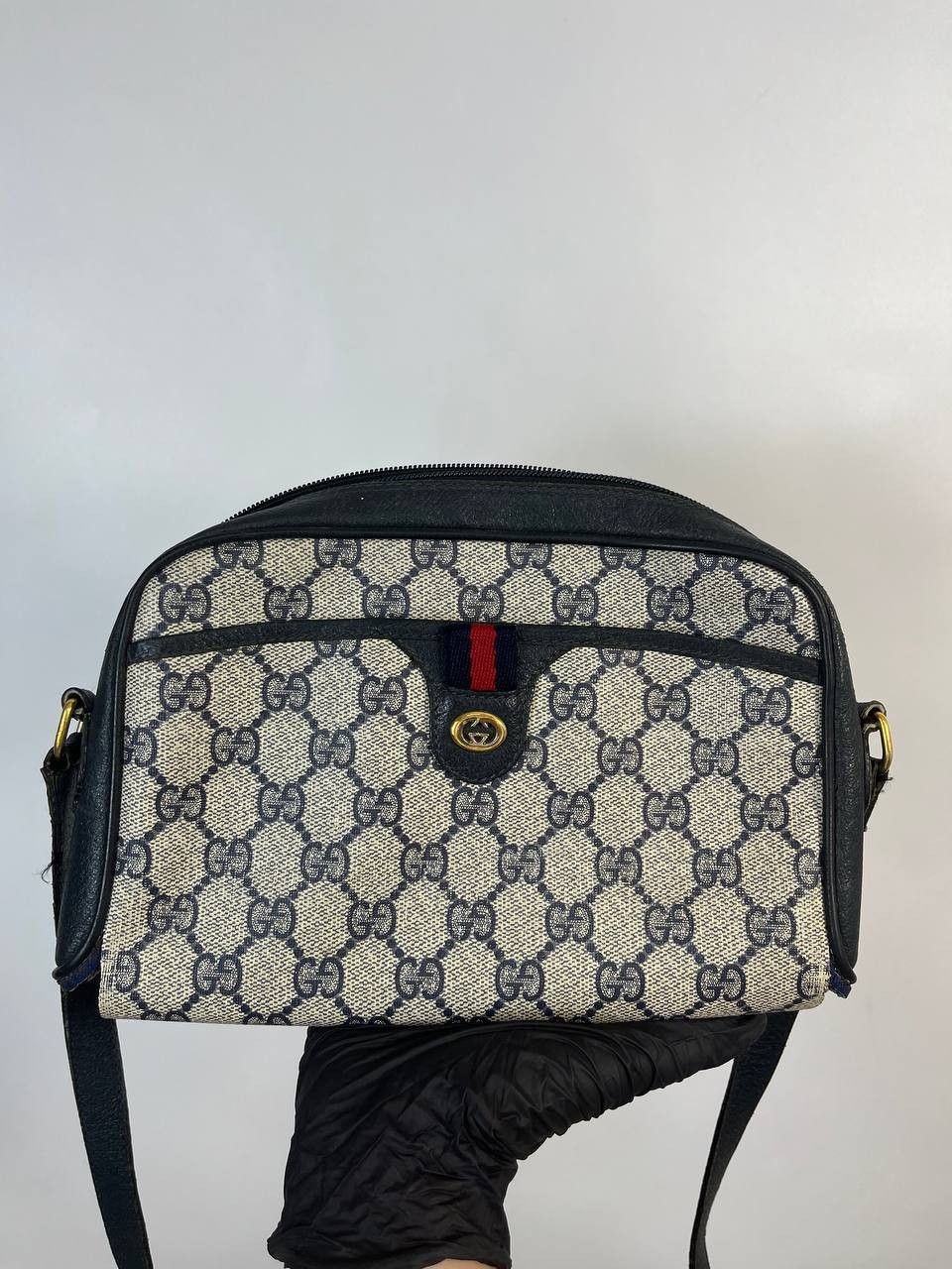 Gucci Vintage Gucci GG Monogram Shoulder Bag Crossbody Size ONE SIZE - 1 Thumbnail