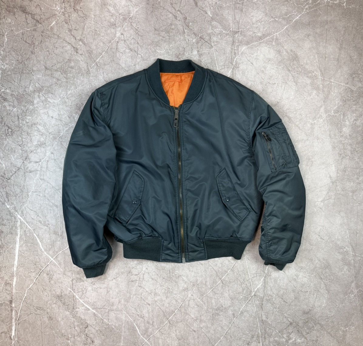 Alpha Industries Bomber Vintage MA-1 Size US L / EU 52-54 / 3 - 1 Thumbnail