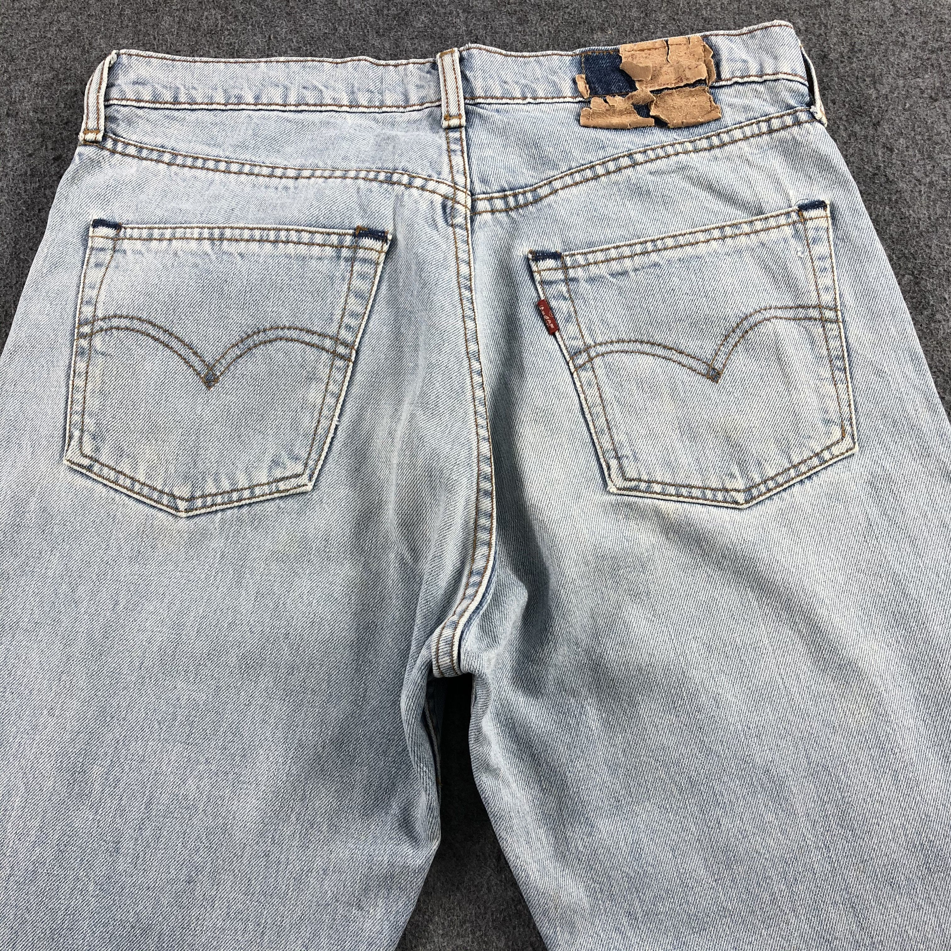 Levi's Vintage 90s Light Wash Levis Jeans-J1915 Size US 32 / EU 48 - 4 Thumbnail