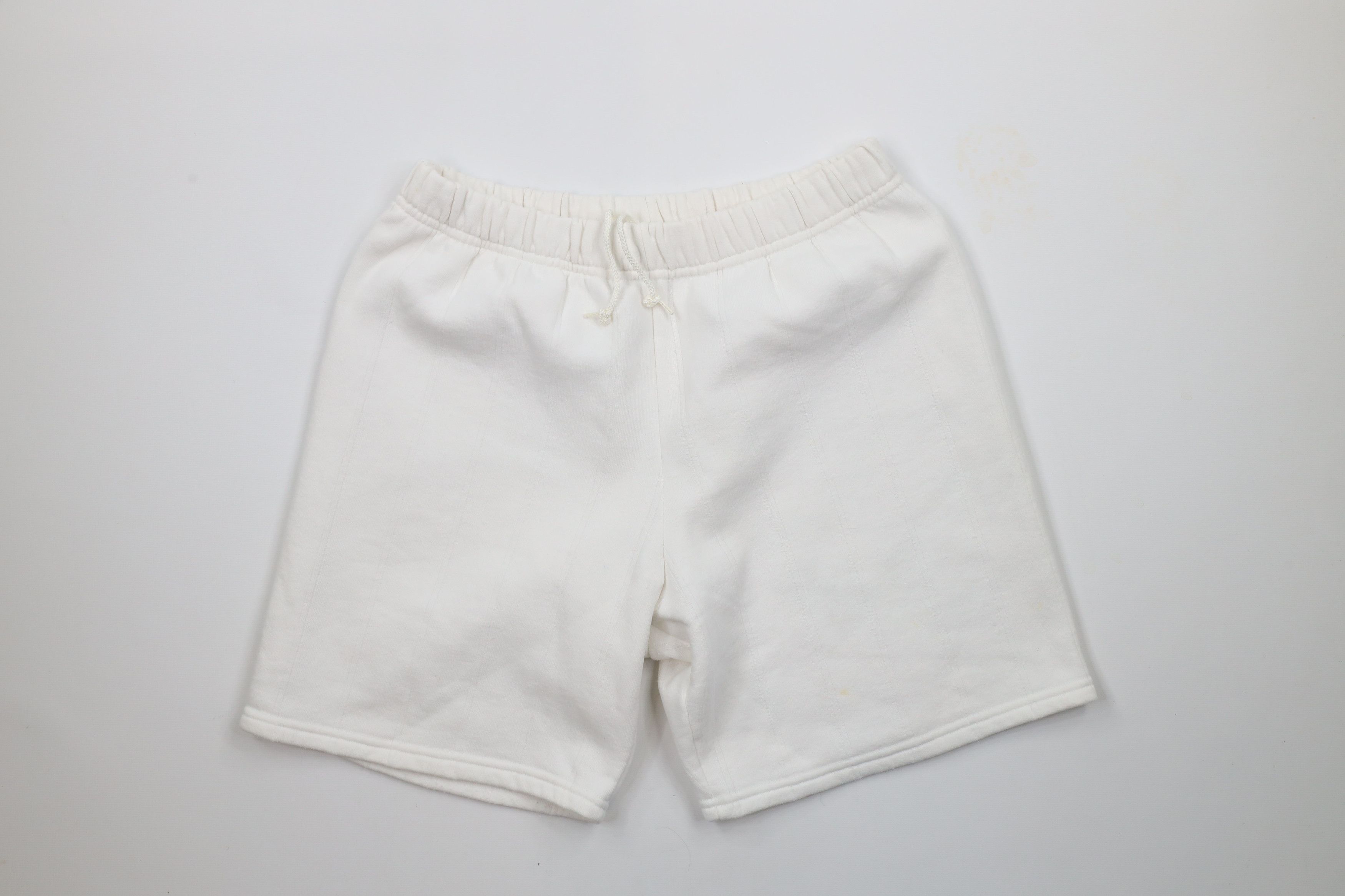 Vintage Vintage 90s Streetwear Above Knee Sweatpants Shorts USA Size US 34 / EU 50 - 1 Thumbnail
