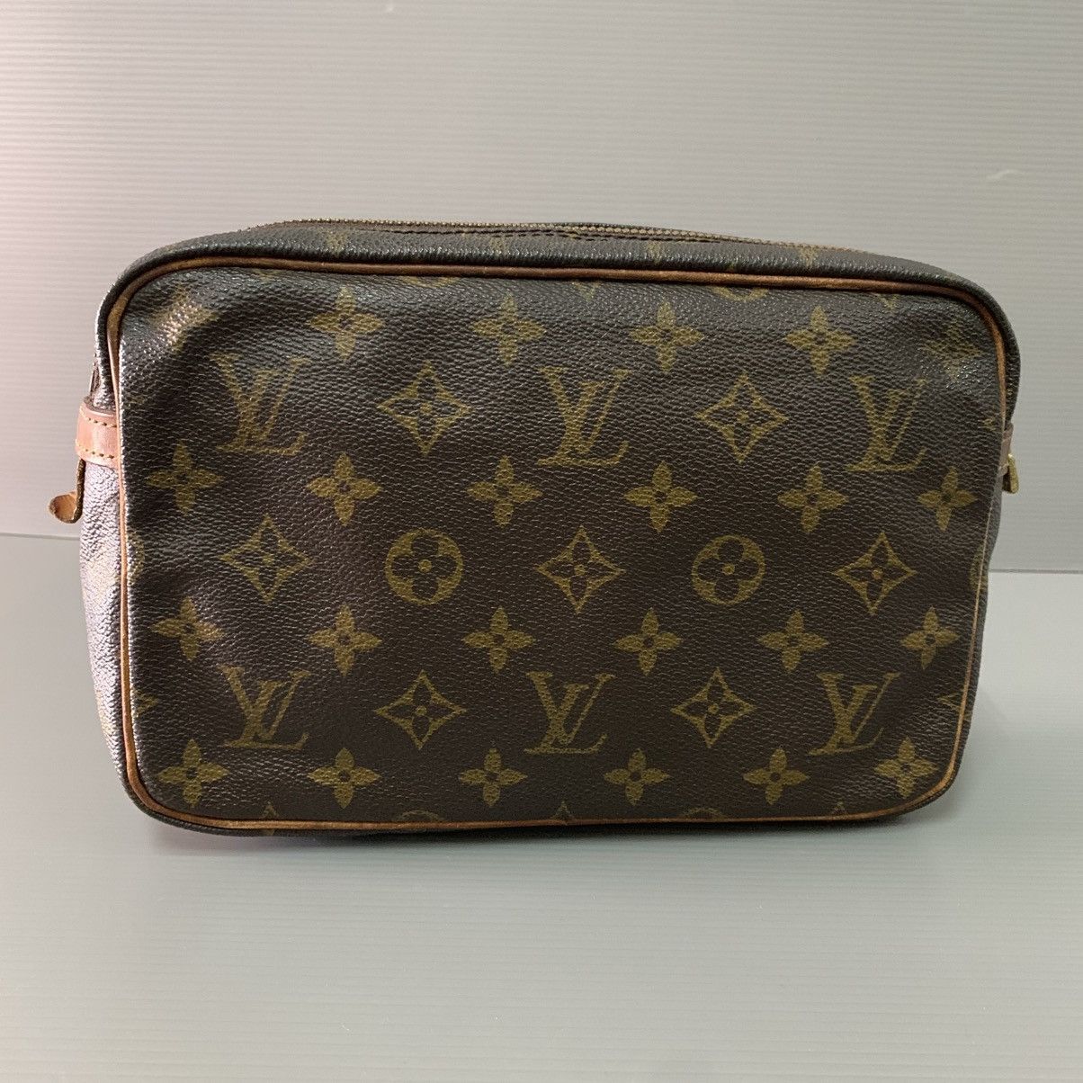 Louis Vuitton Louis Vuitton Monogram Clutch Bag Size ONE SIZE - 2 Thumbnail