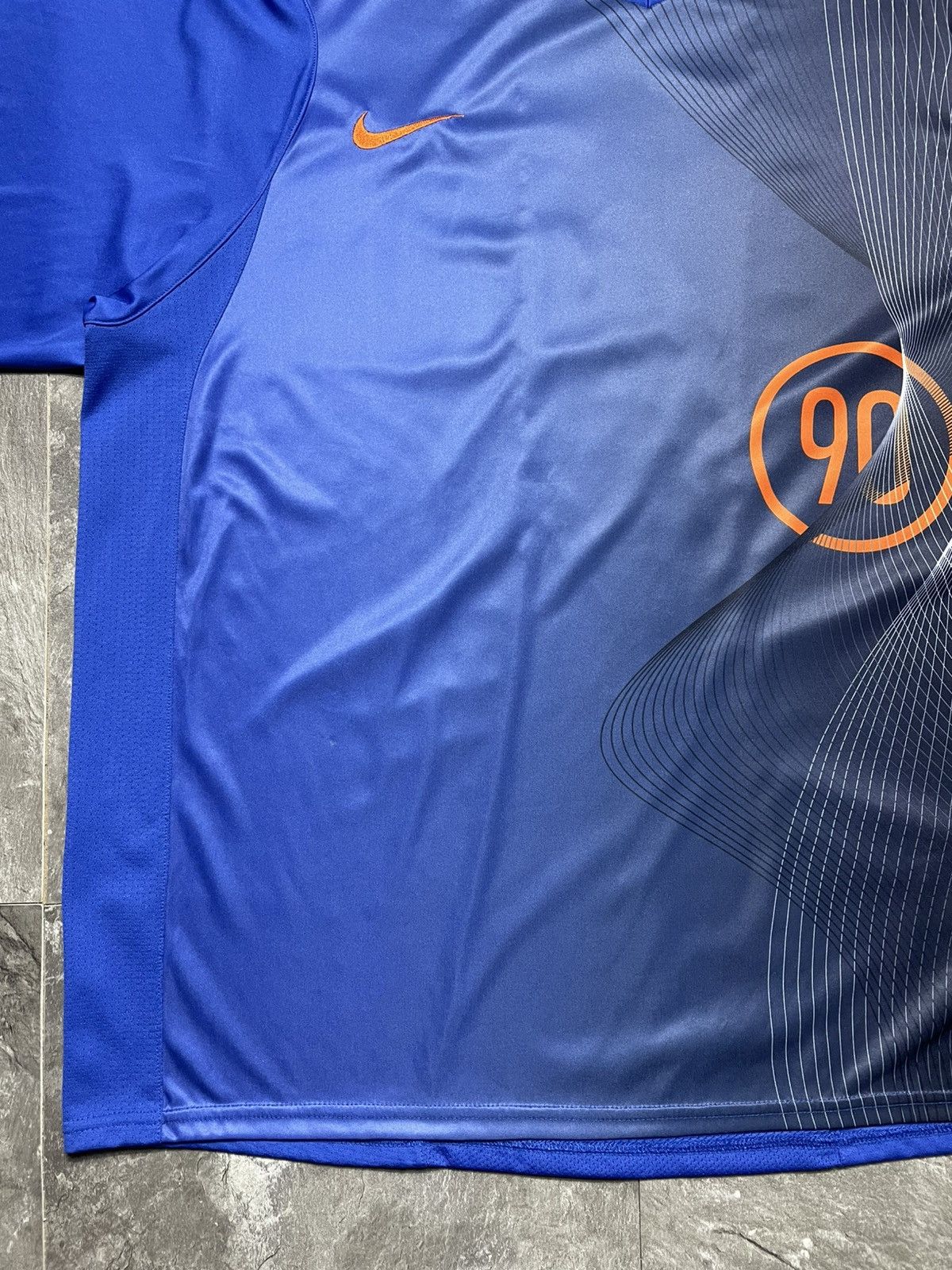 Nike Nike Total 90 Vintage T-Shit Big Logo Swoosh Drill Tn Shox Size US XL / EU 56 / 4 - 3 Thumbnail
