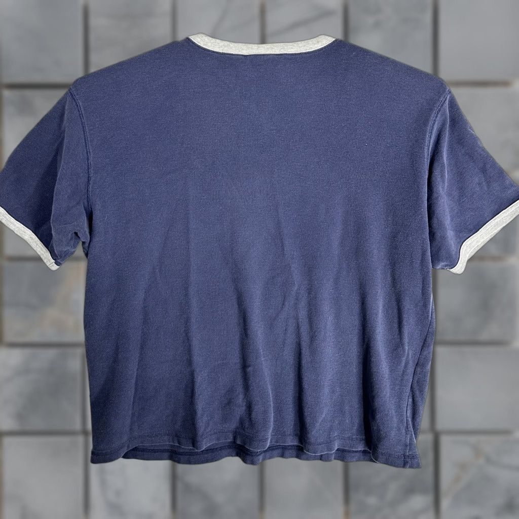 Old Navy Y2K Vintage Old Navy T-Shirt Men 2XL Blue V-Neck Short Sleeve 100% Cotton Shirt Size US XXL / EU 58 / 5 - 1 Thumbnail