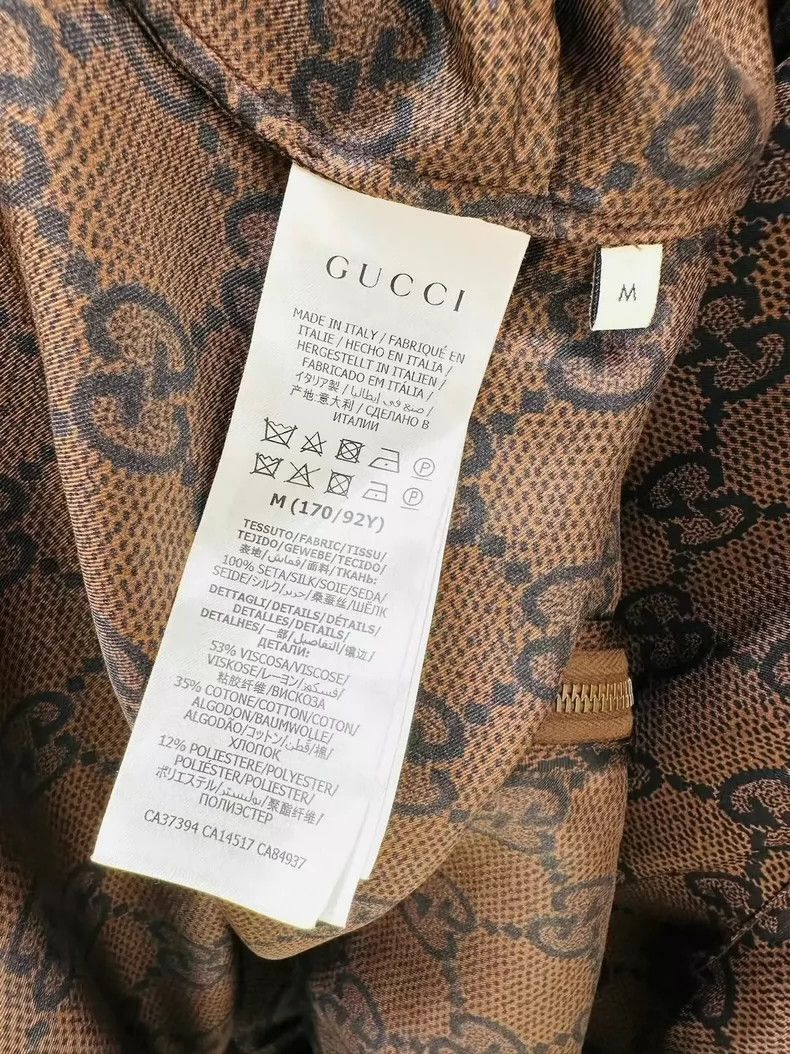 Gucci Gucci Full logo jacket 2501-Nextarrow Size US M / EU 48-50 / 2 - 6 Thumbnail