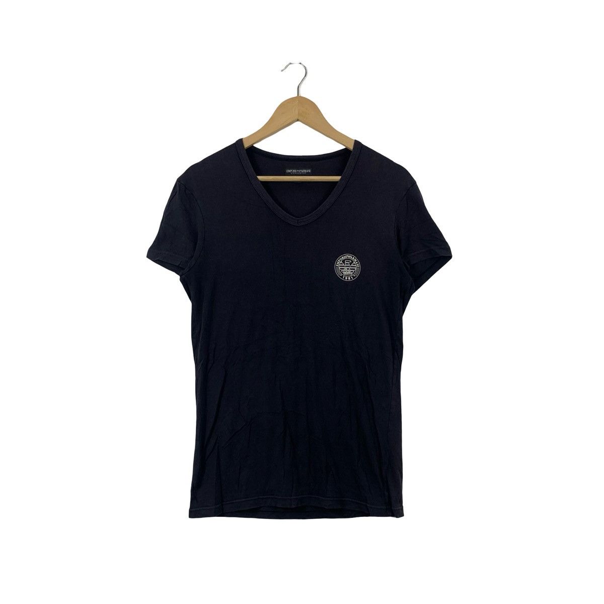 Emporio Armani Emporio Armani V-Neck T-Shirt Small Chest Logo Minimal Size US S / EU 44-46 / 1 - 1 Thumbnail