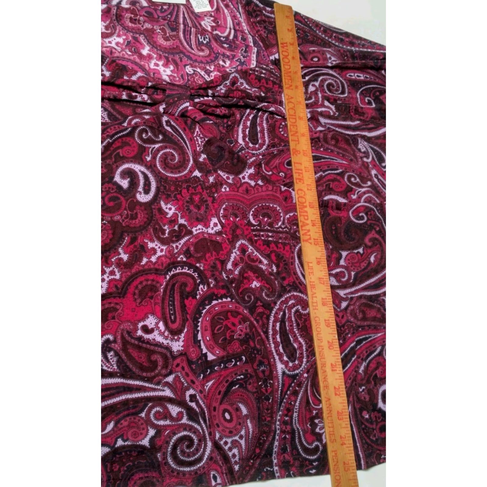 Vintage Jaclyn Smith Plus Size 2X Shirt Knit V-Neck Paisley Purple 3/4 Sleeve Blouse Women Size XXL / US 16-18 / IT 52-54 - 5 Thumbnail