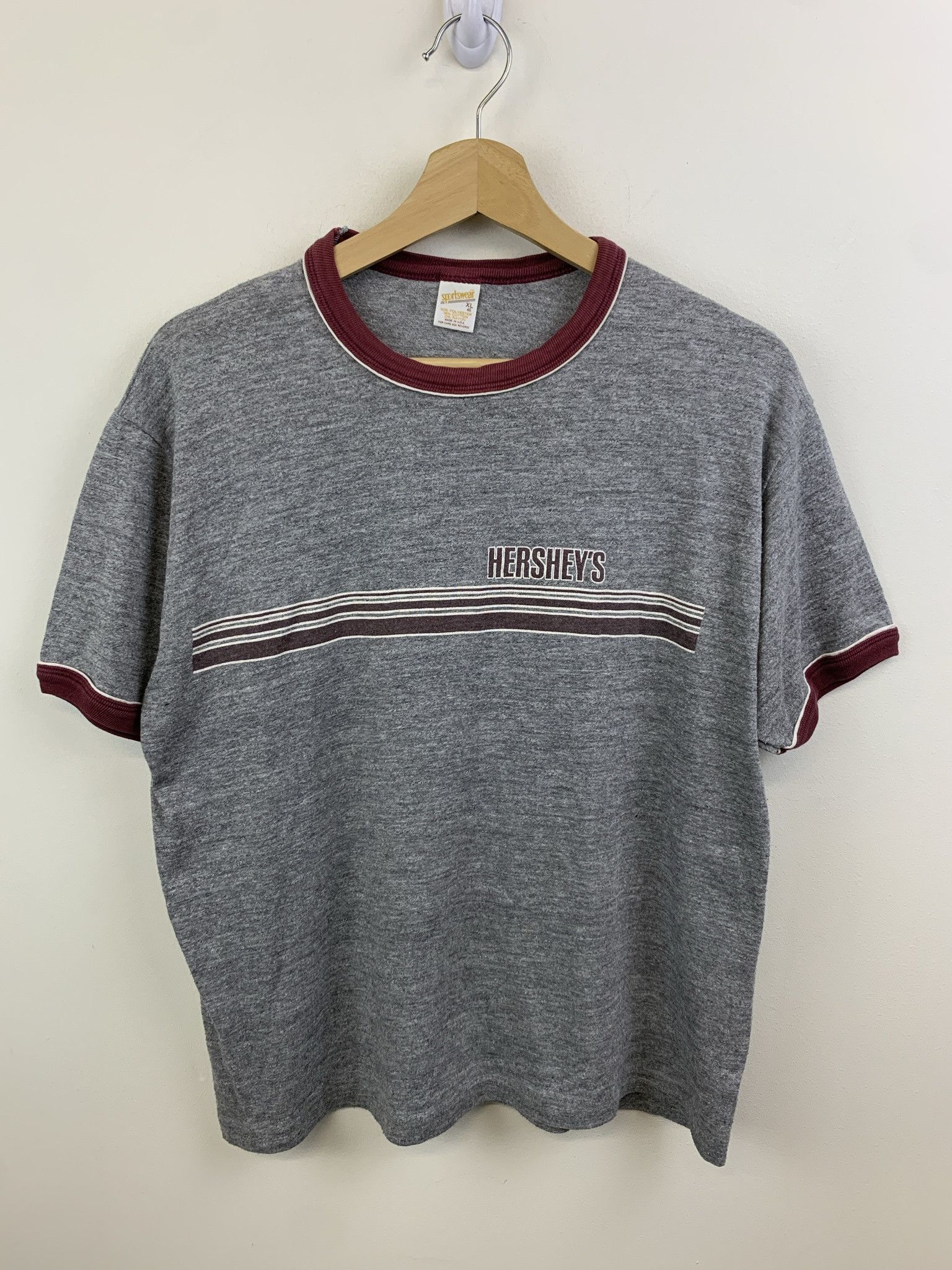 Other Vintage 1980s Hershey's Chocolate Single Stitch Tee Size XL Size US L / EU 52-54 / 3 - 1 Thumbnail