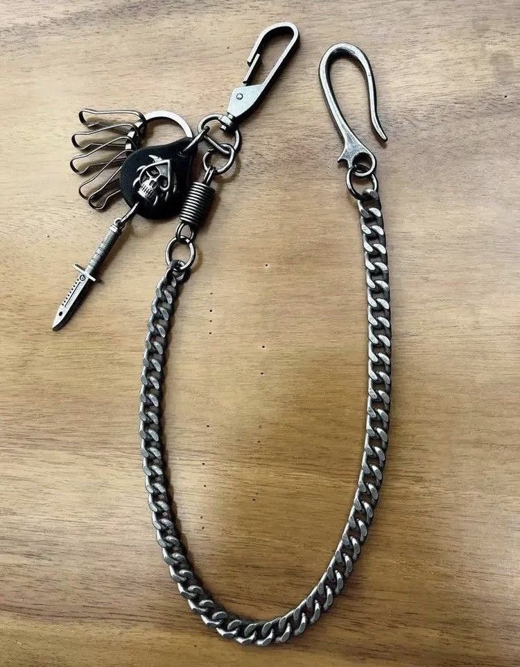Japanese Brand Vintage Keychain Jeans Chain Skull Dagger Belt Chain Size ONE SIZE - 1 Thumbnail