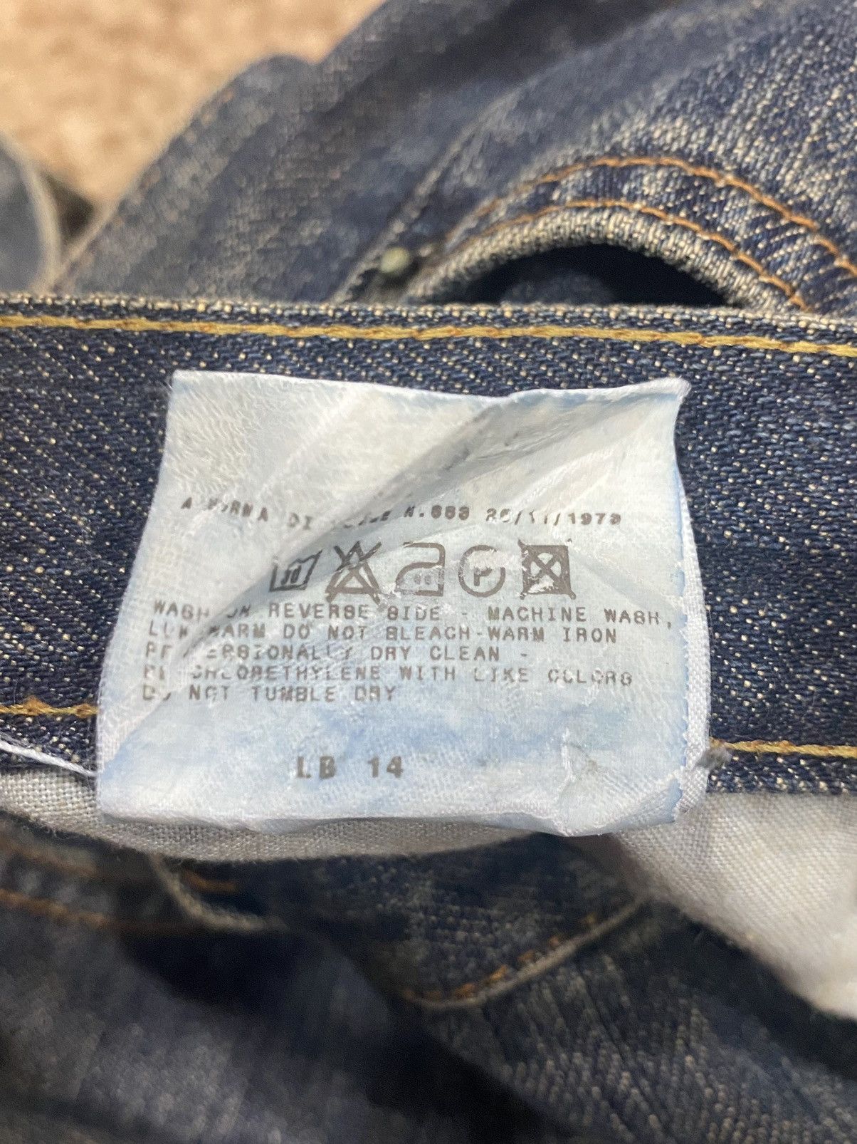 Dolce & Gabbana Rare DOLCE & GABBANA Distressed Flare Jeans W32” Size 32" / US 10 / IT 46 - 18 Thumbnail