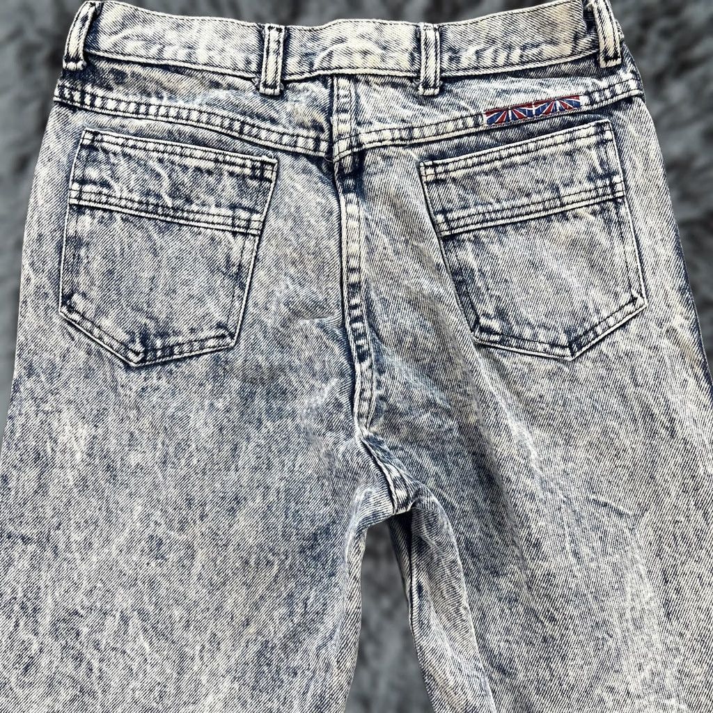 Vintage VINTAGE Bristol Blues Jeans Mens 30x34 Acid Wash Made USA Union Jack Patch 90s Jeans Mens 30 34 Blue Cotton Denim Straight Pocket Union Jack 90s Size US 30 / EU 46 - 1 Thumbnail
