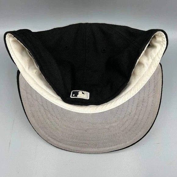 New Era Chicago White Sox Hat Men 7 5/8 Black MLB Fitted Cap Wool Size ONE SIZE - 9 Thumbnail