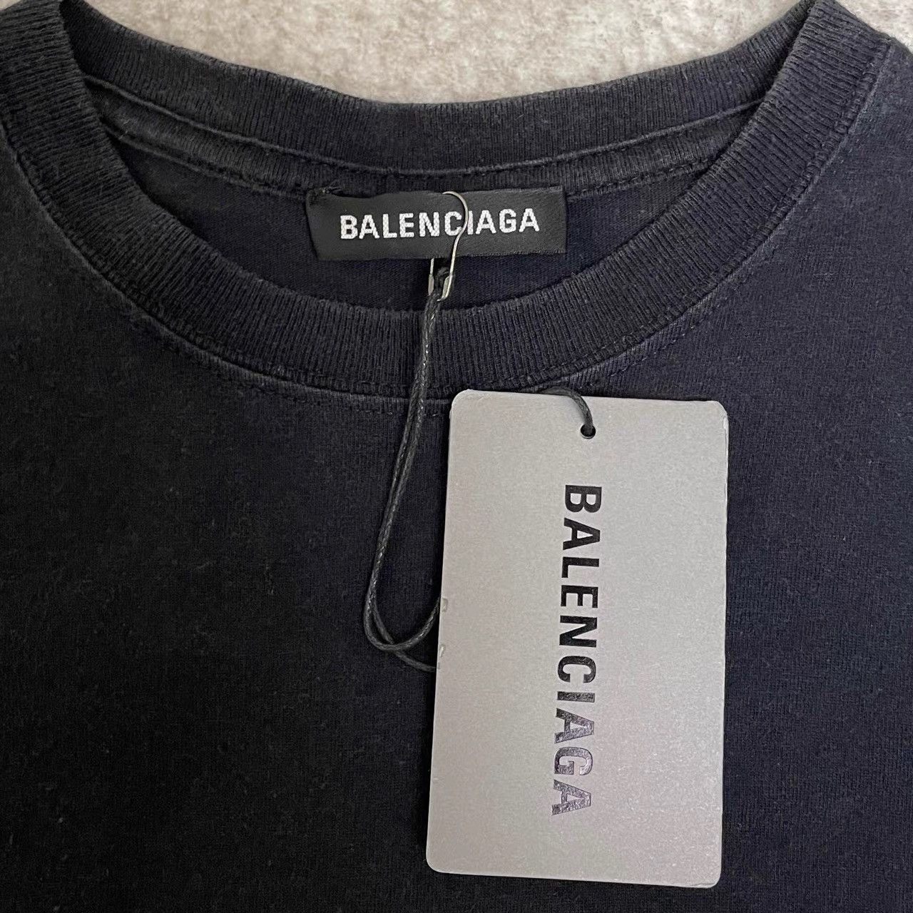 Balenciaga Balenciaga Double B Buckle Logo Short Sleeve T-shirt K28 Size US XS / EU 42 / 0 - 5 Thumbnail