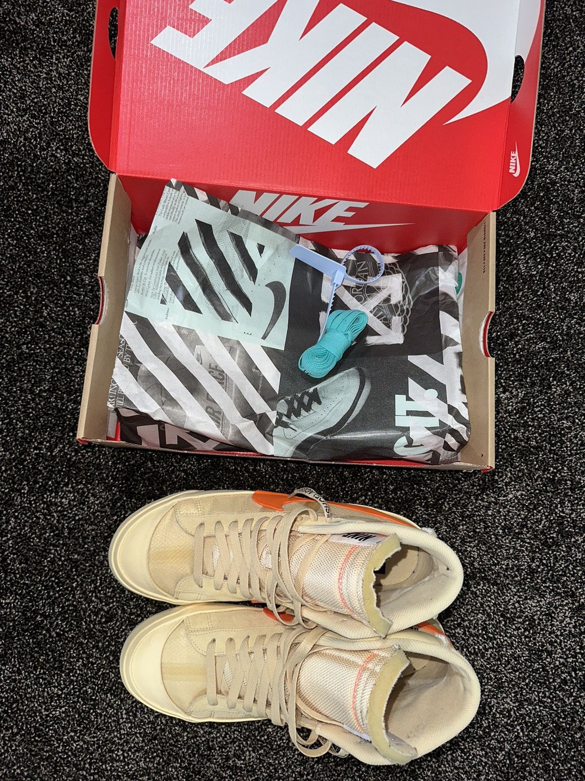 Nike × Off-White Nike x Off-White Blazer Mid All Hallow’s Eve Sneaker 2018 Size US 10.5 / EU 43-44 - 9 Thumbnail