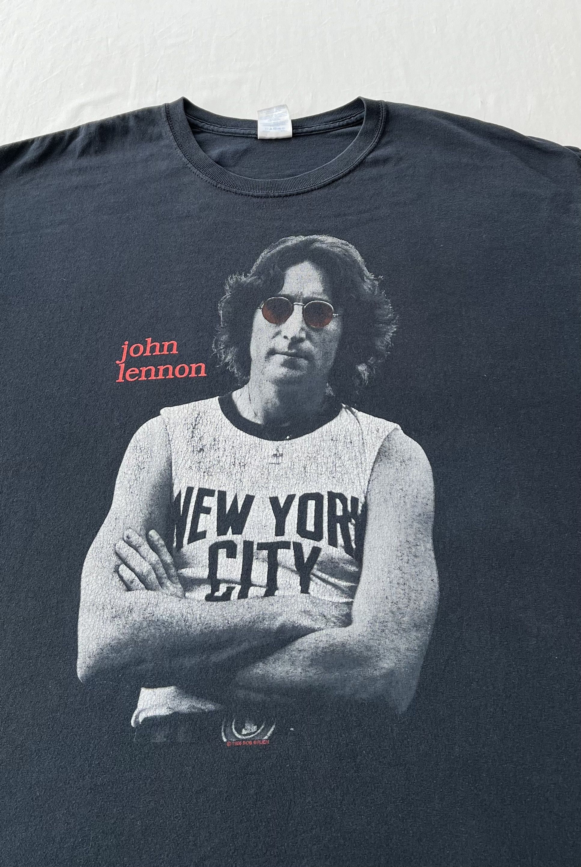 Band Tees Vintage 2000s John Lennon The Beatles Black T-shirt Size US XL / EU 56 / 4 - 3 Thumbnail