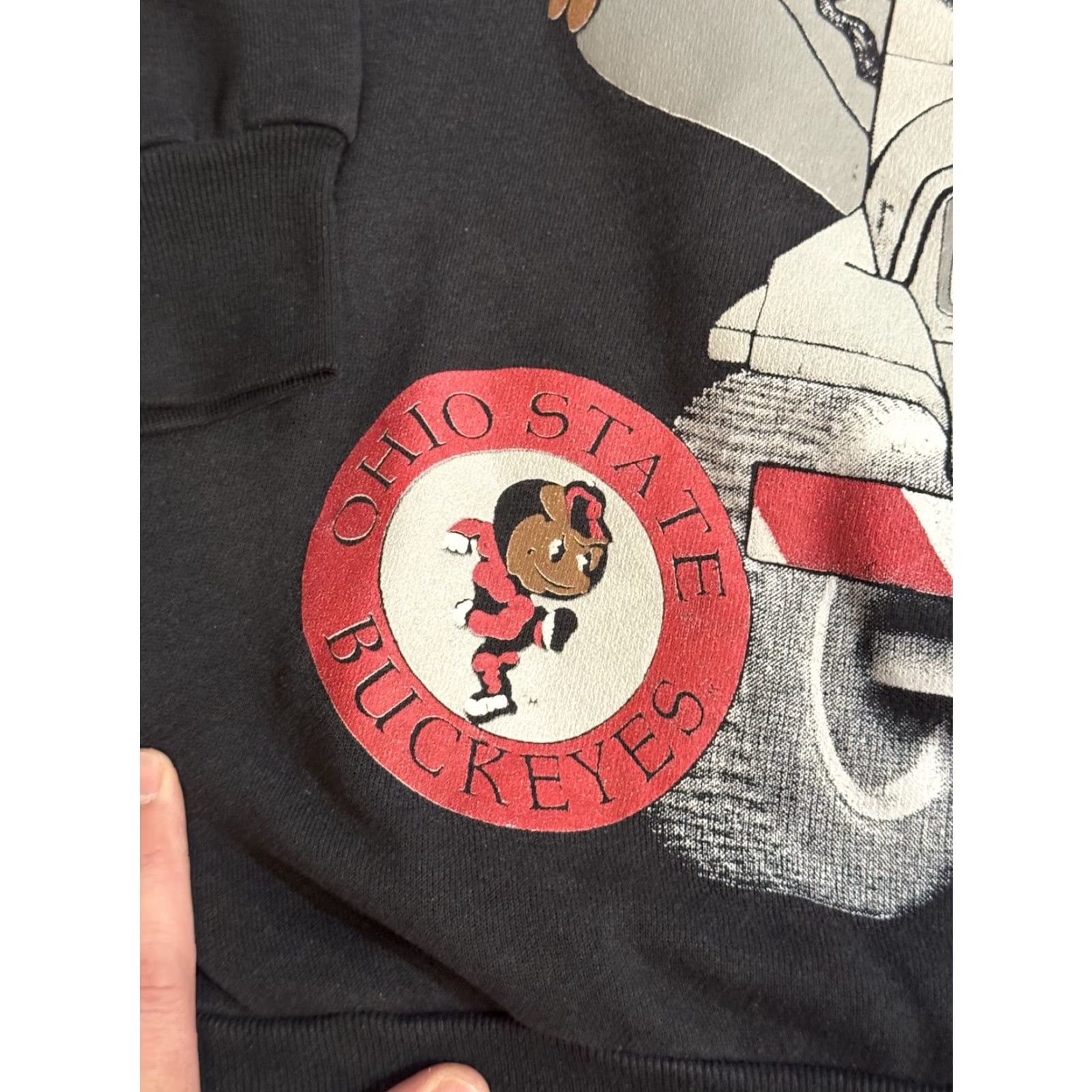 Tultex VINTAGE Ohio State Buckeyes Jeep Rap Tee Sweatshirt XL OSU College Sports Crew Neck Men Cotton Polyester Black Graphic Print 90s Size US XL / EU 56 / 4 - 4 Thumbnail