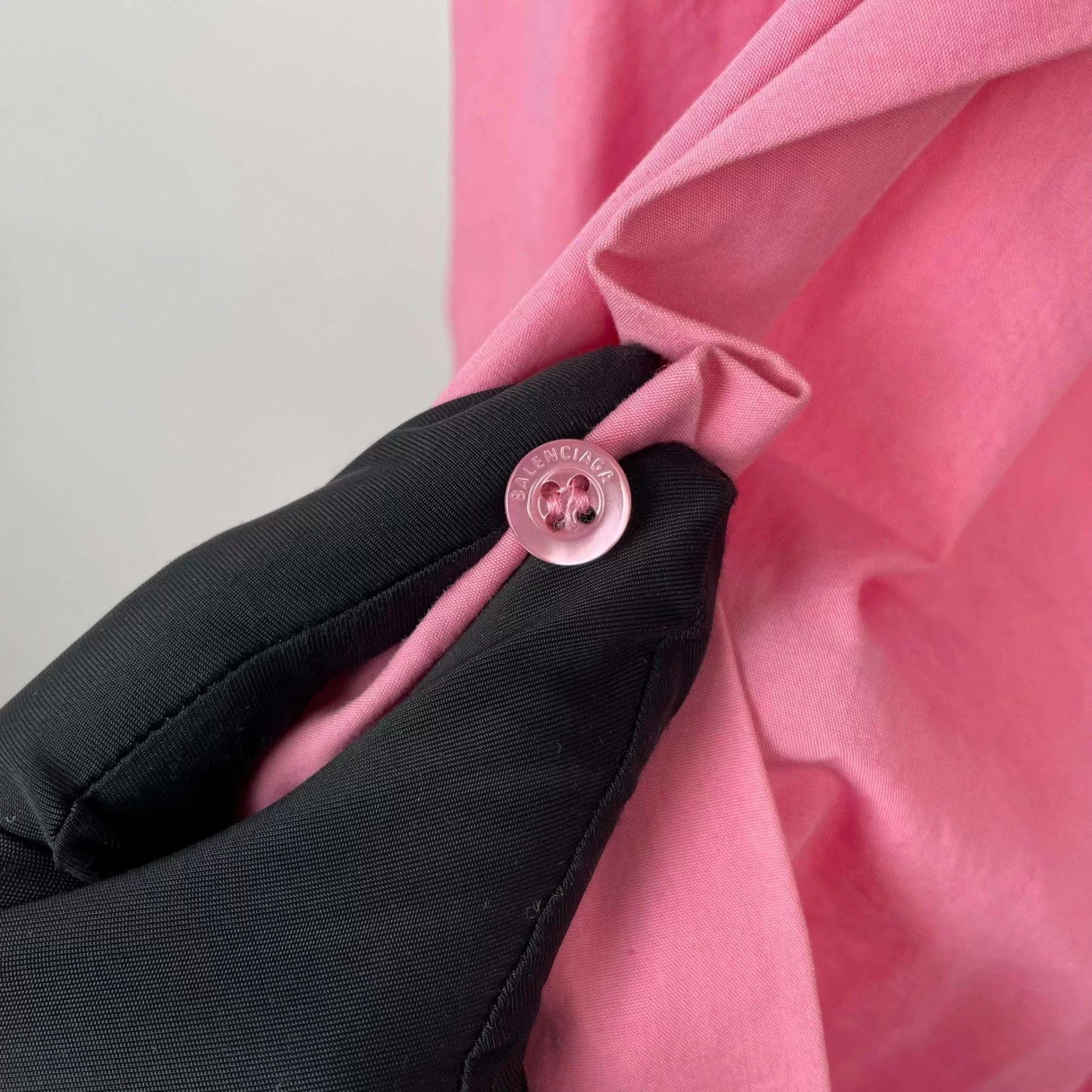 Balenciaga Balenciaga Pink Oxford Mid-Length Shirt 36 A Size XS / US 0-2 / IT 36-38 - 9 Thumbnail