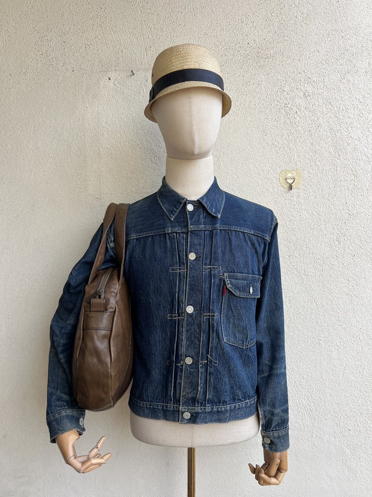 Leather Vintage B. Stuff Japan Distress Patina Leather Round Bag Size ONE SIZE - 2 Thumbnail