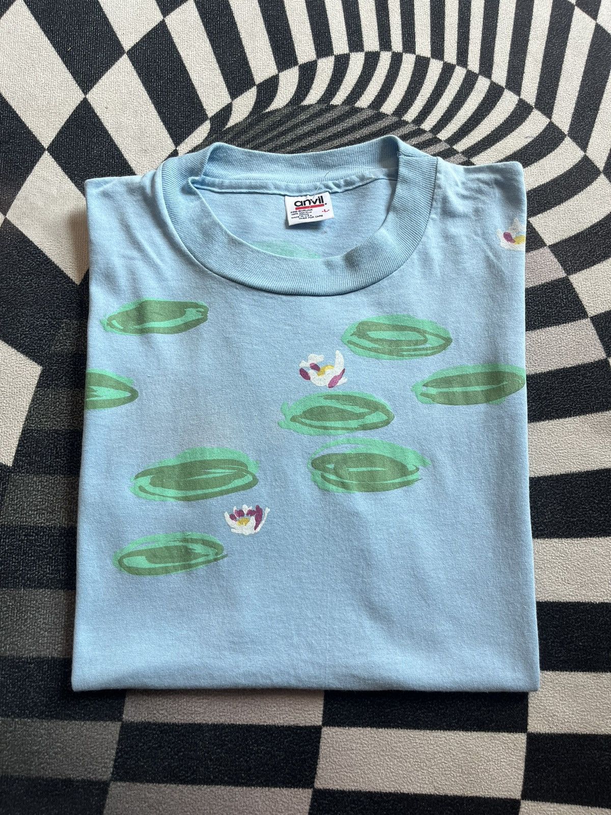 Arts & Science Vintage Water Lilies (aop) 90’s by Claude Monet Tshirt Size US L / EU 52-54 / 3 - 1 Thumbnail