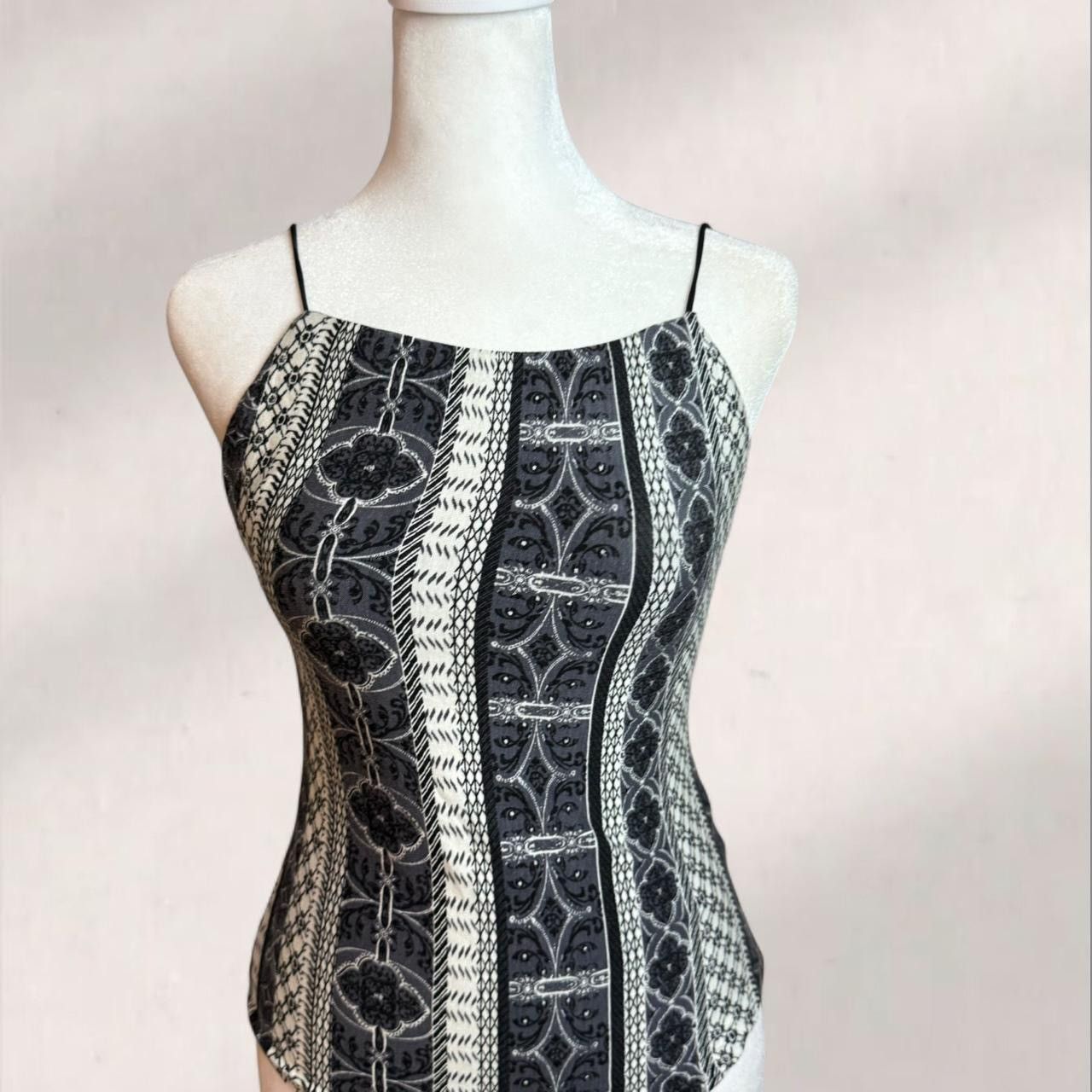 Other Black & white patterned bodysuit. Size: M Size M / US 6-8 / IT 42-44 - 2 Thumbnail