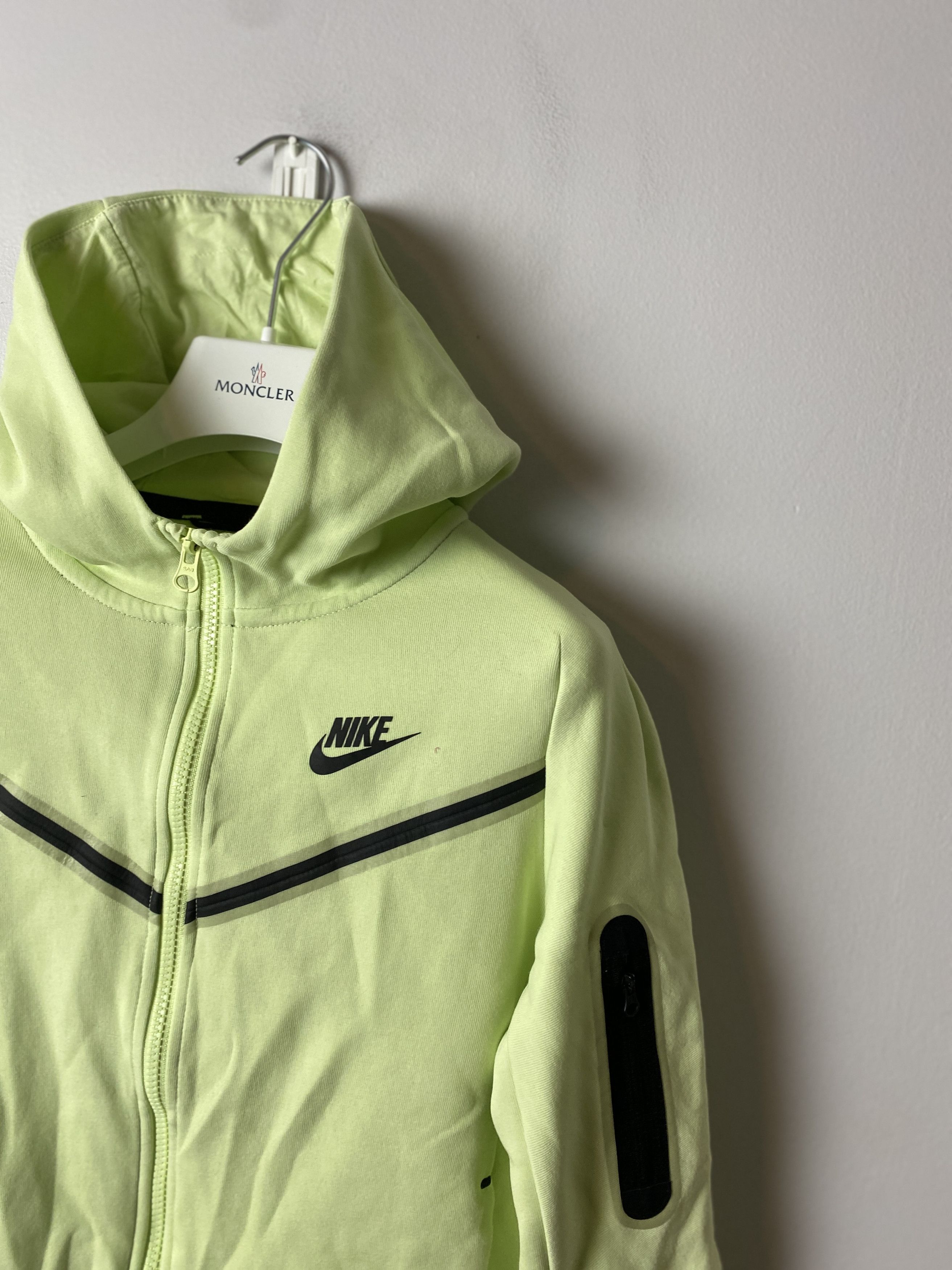 Nike Nike tech fleece zip-up hoodie Size XS / US 0-2 / IT 36-38 - 2 Thumbnail