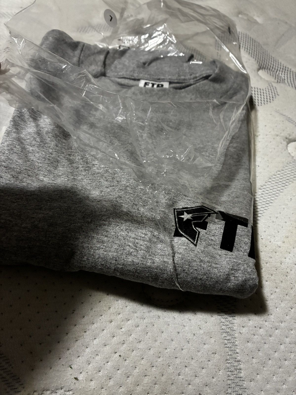 Fuck The Population FTP X Famous Stars and Straps Logo Tee Grey Large Size US L / EU 52-54 / 3 - 4 Thumbnail