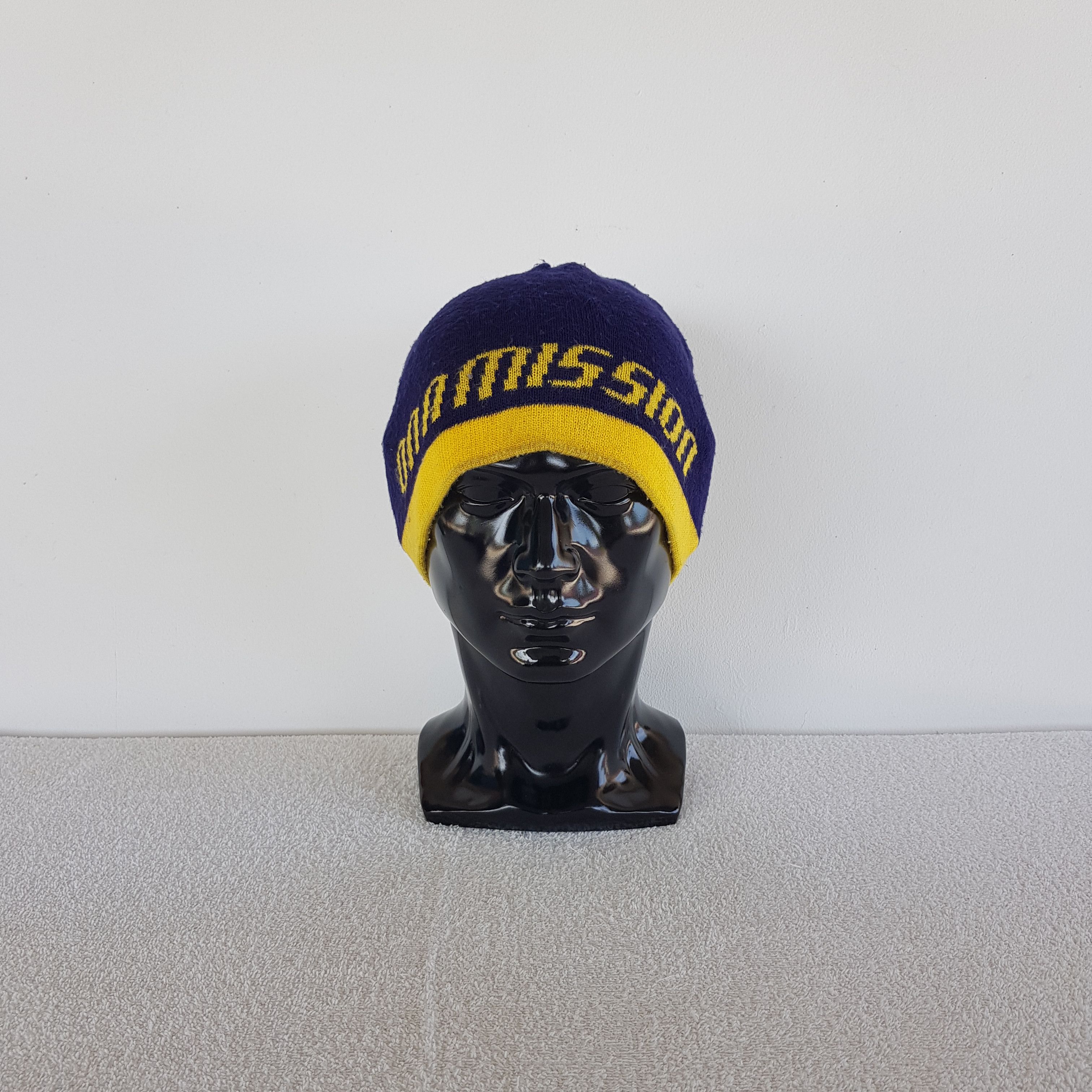 Other Vintage On A Mission Beanie Knitted Snow Caps Hats. Size ONE SIZE - 2 Thumbnail