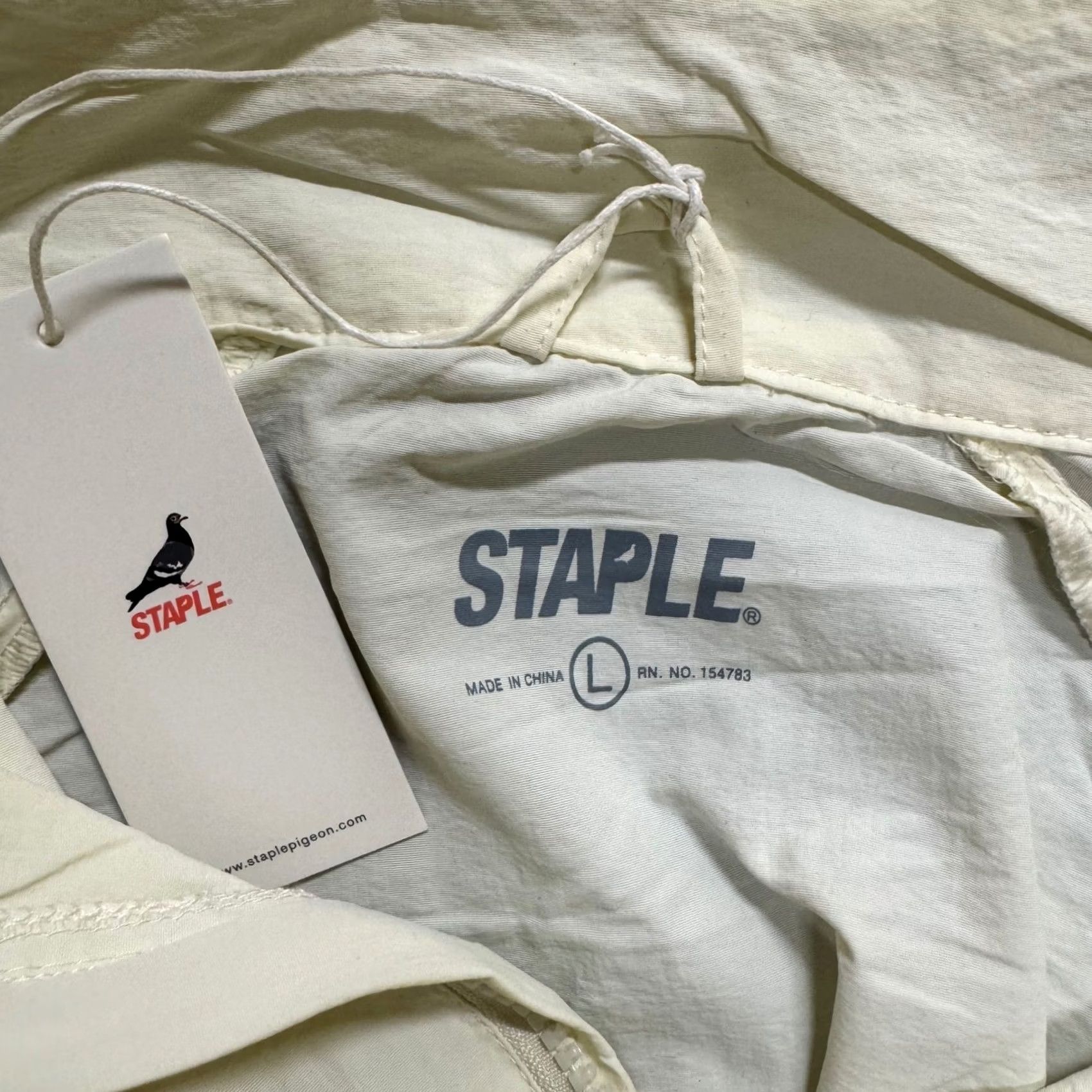 J Brand Staple Windbreaker Jacket Mens L Cream-Colored Nylon Lightweight 100% Nylon White Regular Size US L / EU 52-54 / 3 - 4 Thumbnail