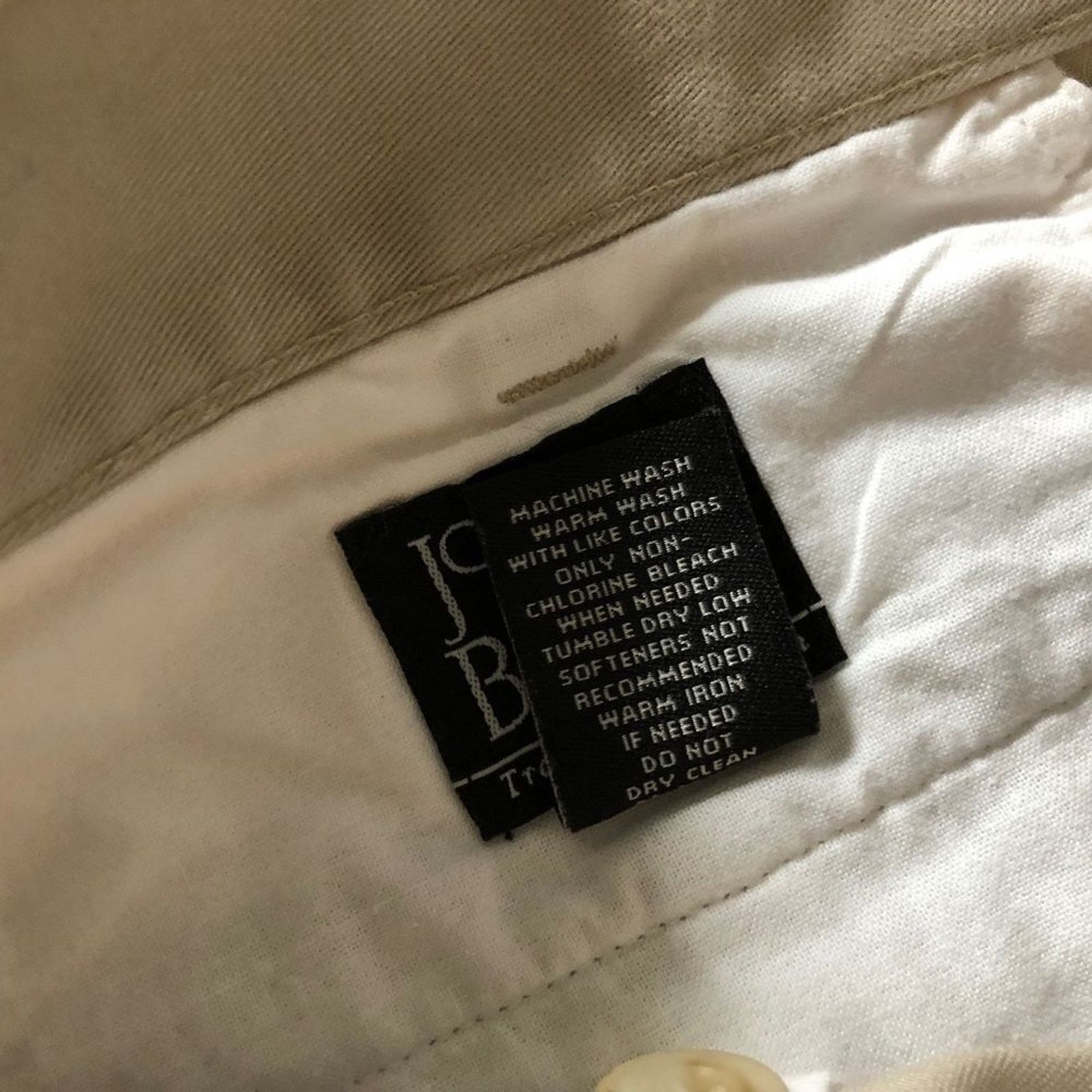 Jos. A. Bank Joseph A Bank Tan Neutral Chino Shorts | Sz 35 Size US 35 - 4 Thumbnail