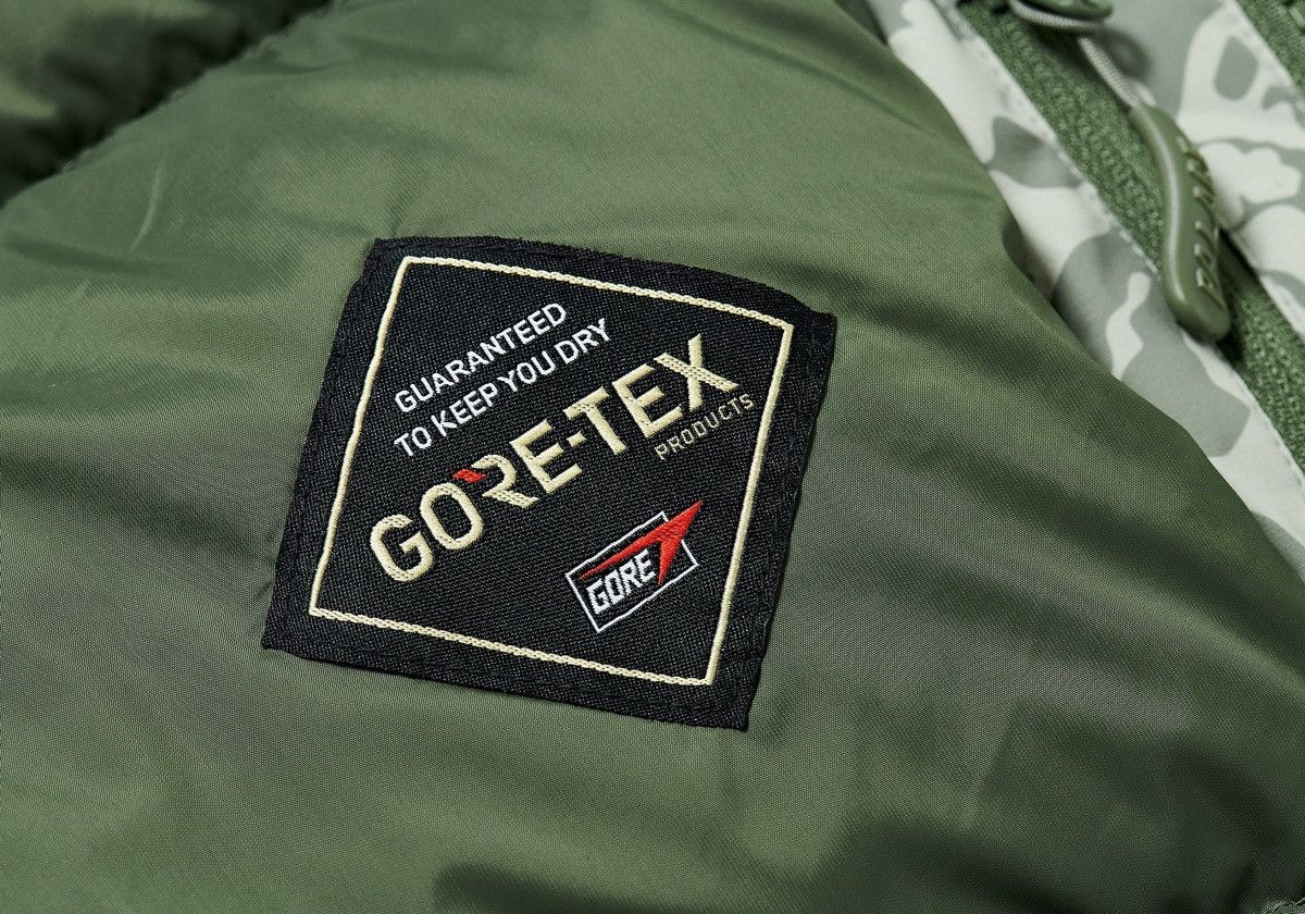 Palace Palace GORE-TEX CARGO DOWN PARKA LEAF DPM Men’s Size XL Size US XL / EU 56 / 4 - 8 Thumbnail