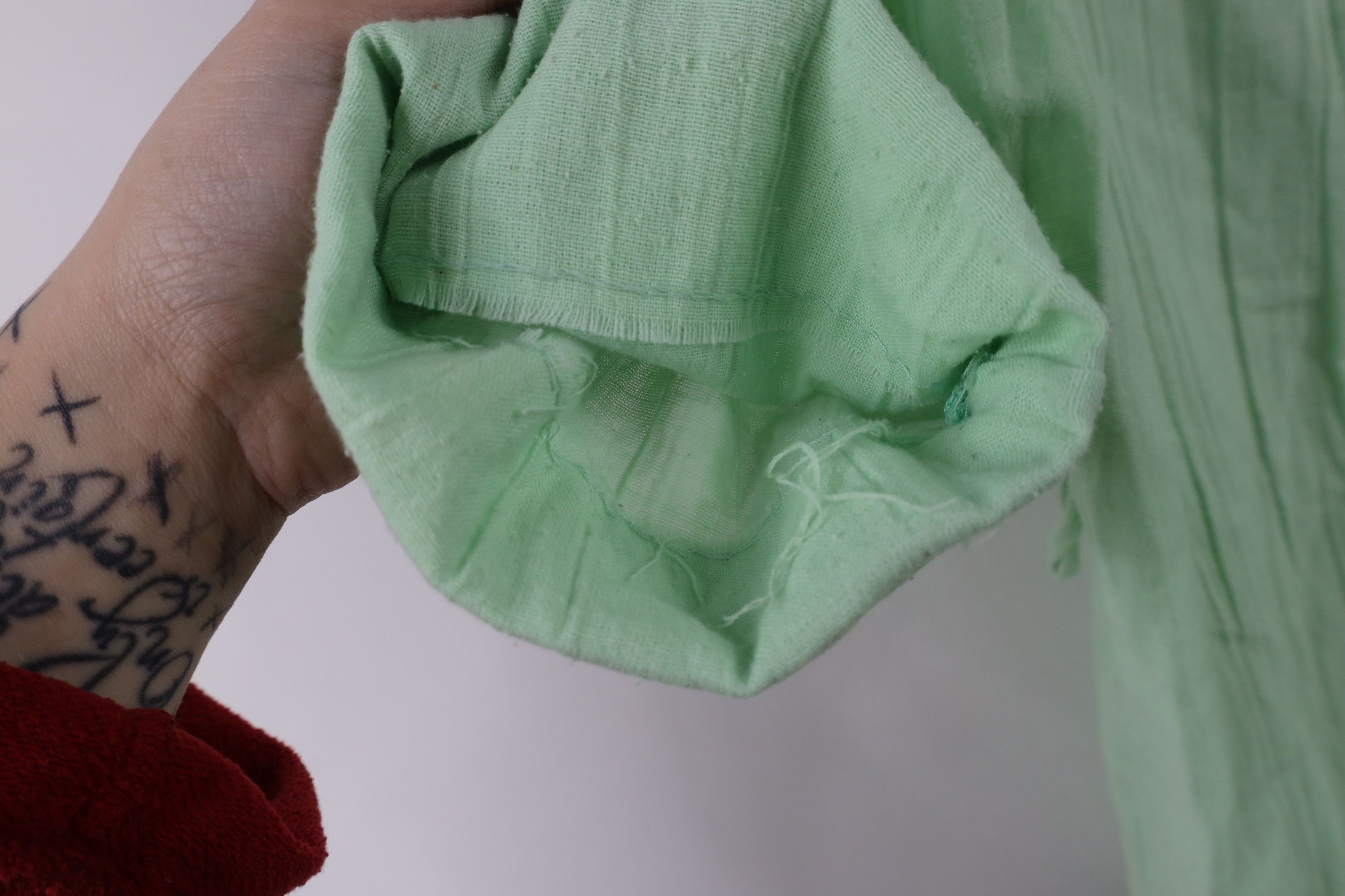 Vintage Vintage 60s 70s Country Primitive Gauzy Cotton Ruffled Shirt Size M / US 6-8 / IT 42-44 - 11 Thumbnail