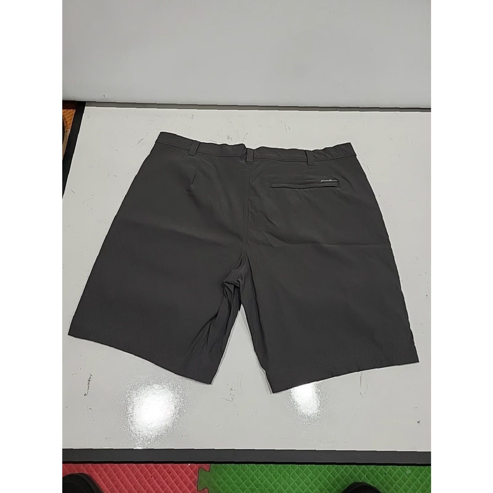 Eddie Bauer Eddie Bauer Outdoor Shorts Men 40" x 9" Gray Nylon Spandex Regular Pocket Chino 9" Inseam Vintage No Size US 40 / EU 56 - 3 Thumbnail