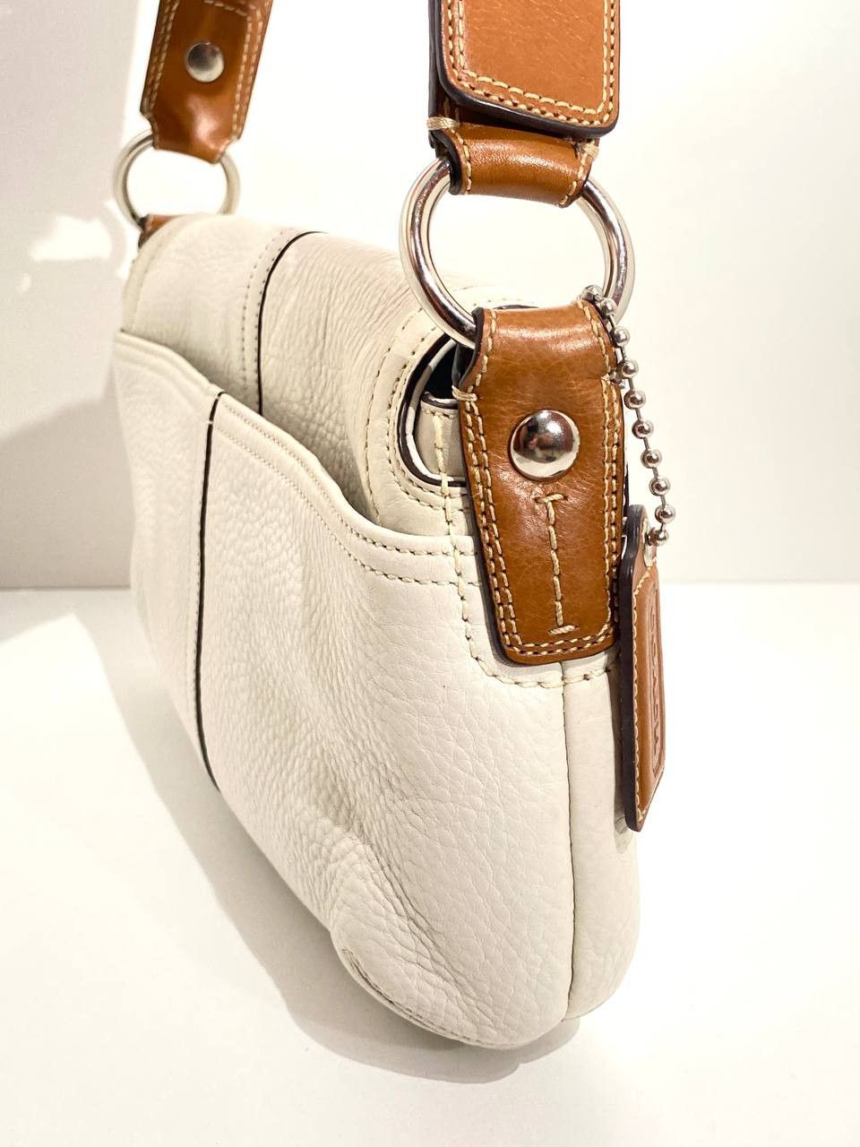 Coach Coach SOHO Saddle White Leather Shoulder Hand Bag Size ONE SIZE - 5 Thumbnail