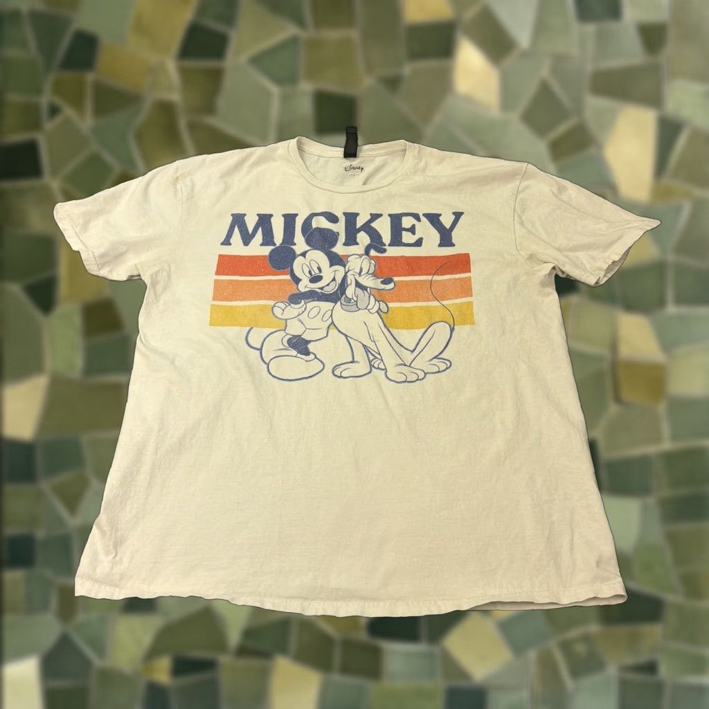 Disney Disney Mickey Mouse Pluto Shirt Mens XL White Retro Graphic Tee Casual Cartoon Size US XL / EU 56 / 4 - 1 Thumbnail