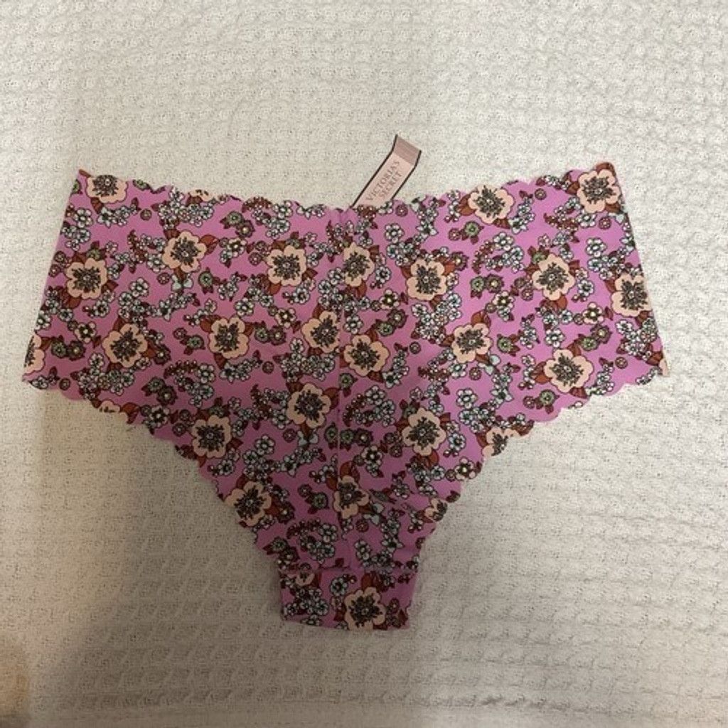 Victoria's Secret NWT Victoria's Secret Cheeky Berry RetroFloral Panty Women L Size ONE SIZE - 4 Thumbnail