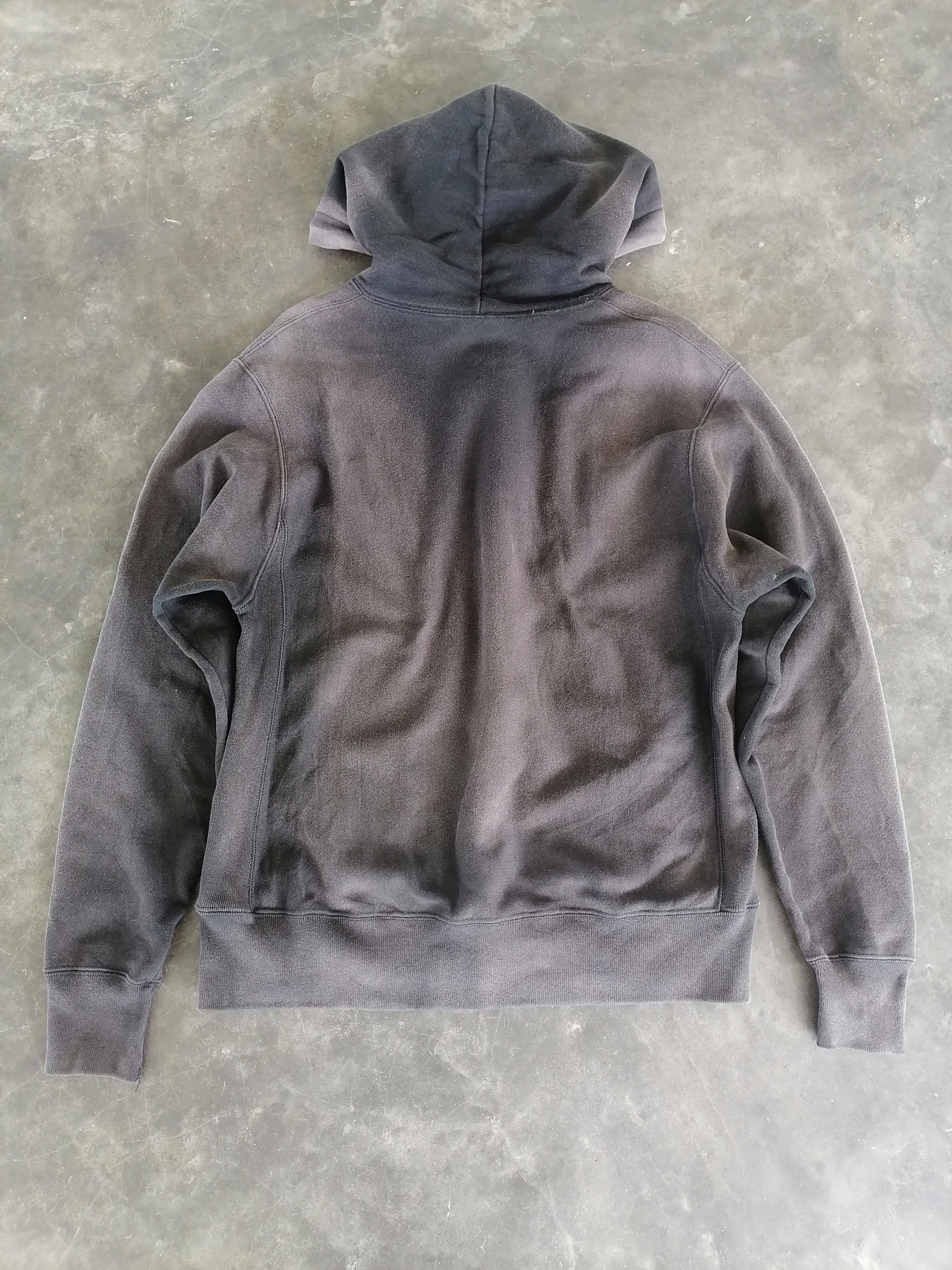 Vintage Trashed Faded 90s Champion Reverse Weave Hoodies Size US M / EU 48-50 / 2 - 9 Thumbnail