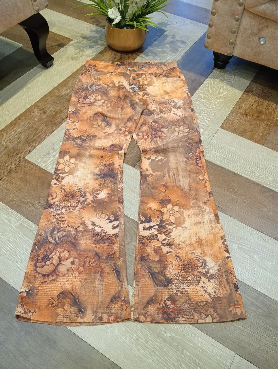 Tornado Mart VINTAGE TORNADO MART JAPAN FLORAL OVERPRINT FLARED TROUSERS Size US 30 / EU 46 - 3 Thumbnail