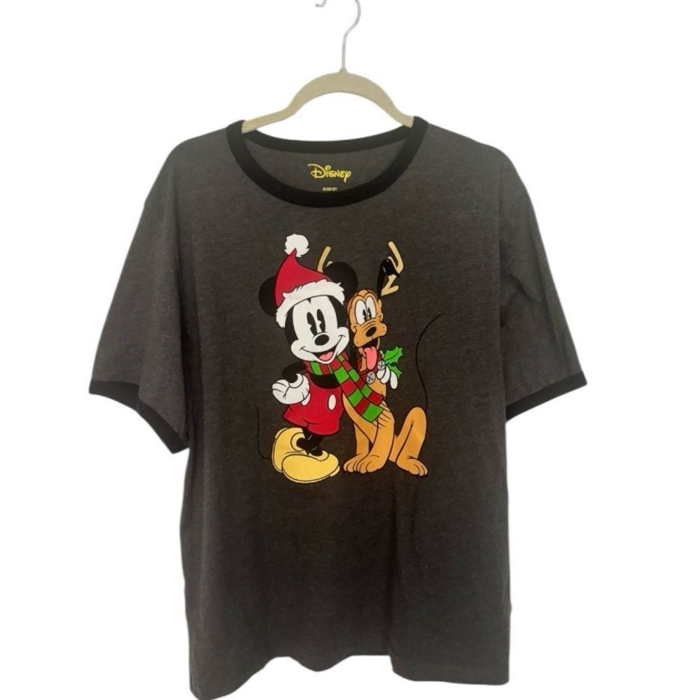 Disney Disney SZ L Mickey Christmas t-shirt Size US L / EU 52-54 / 3 - 1 Thumbnail