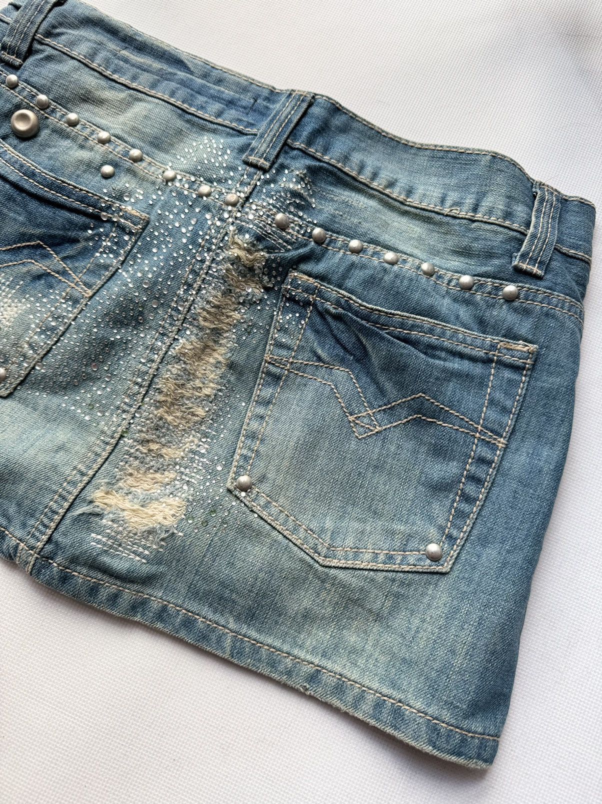 Miss Sixty × Vintage VINTAGE MISS SIXTY 2000s Distressed MINI SKIRT Miss Me Style Size 30" / US 8 / IT 44 - 7 Thumbnail