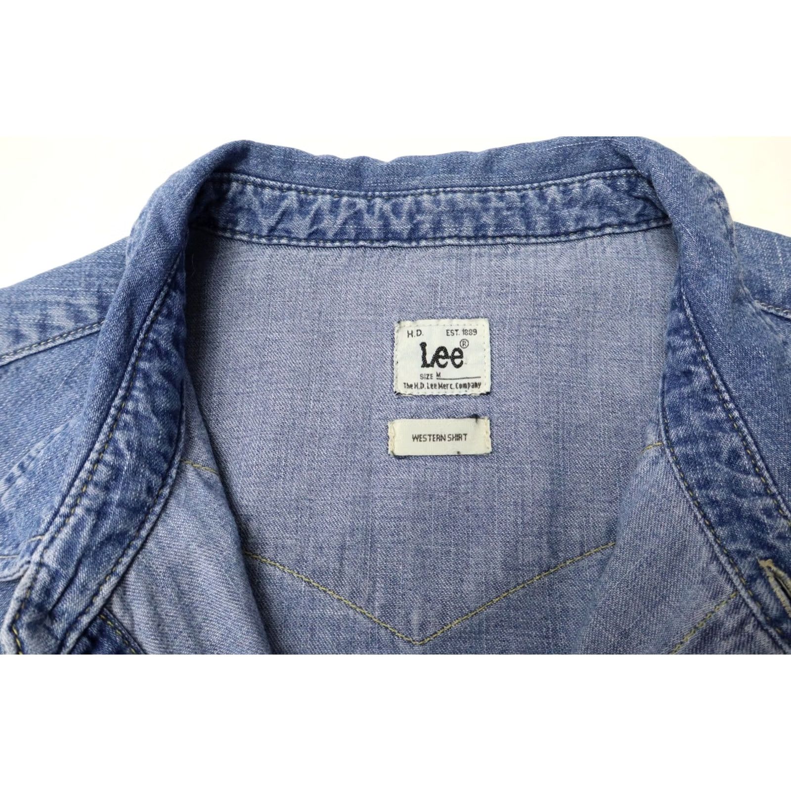 Lee Lee Werstern Shirt Men's MEDIUM Blue Collared Button-Up Denim Patched Pockets Size US M / EU 48-50 / 2 - 7 Thumbnail