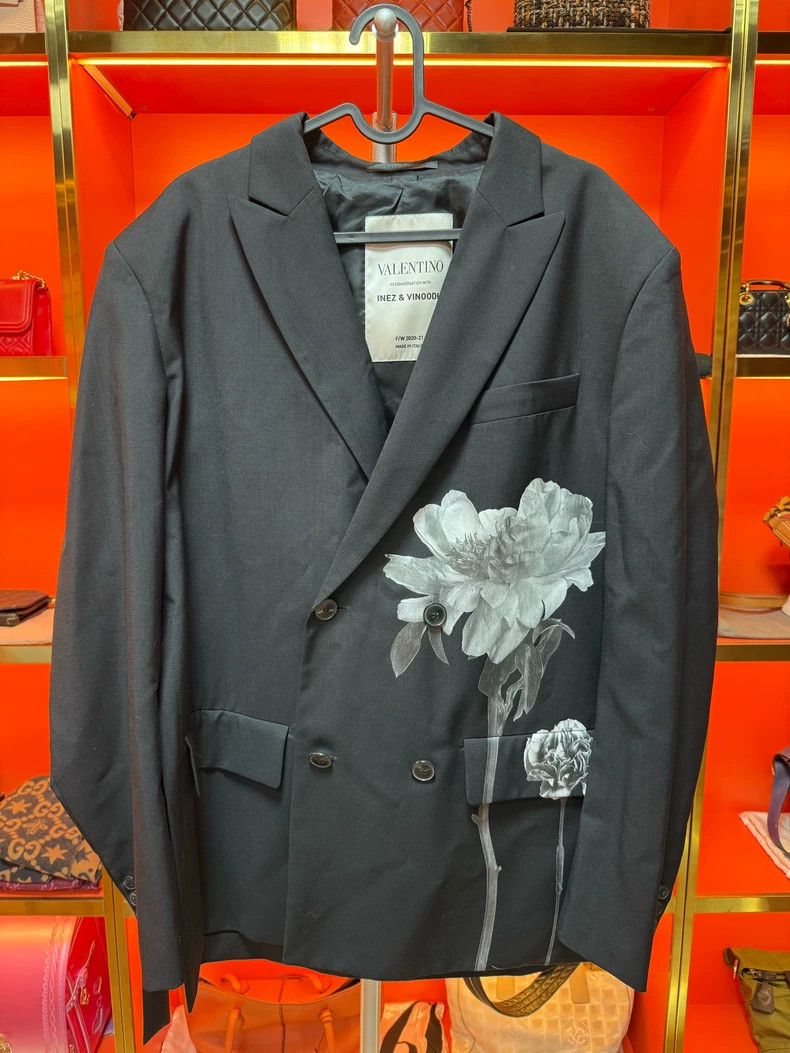 Valentino Valentino Blazing jacket Size M / US 6-8 / IT 42-44 - 1 Thumbnail